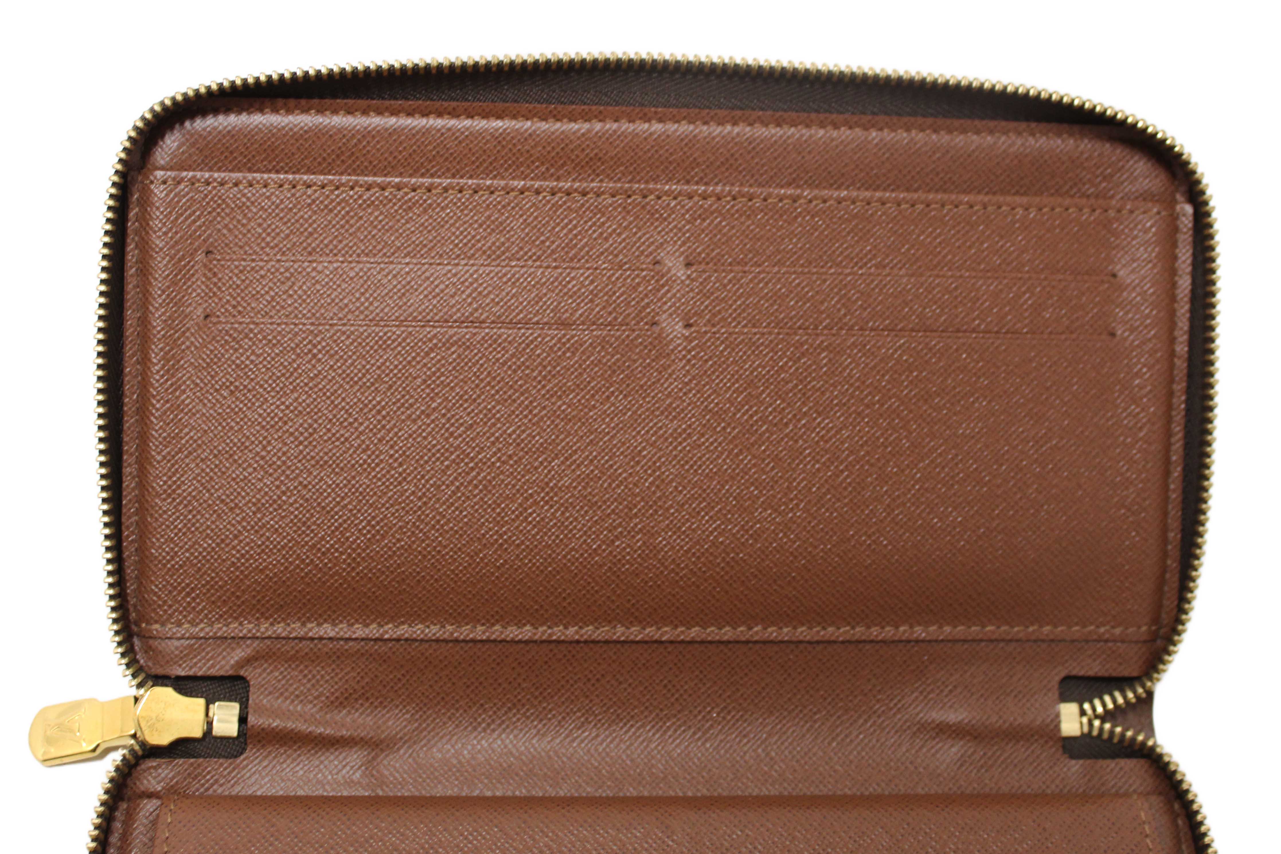Authentic Louis Vuitton Classic Monogram Zippy Organizer Wallet