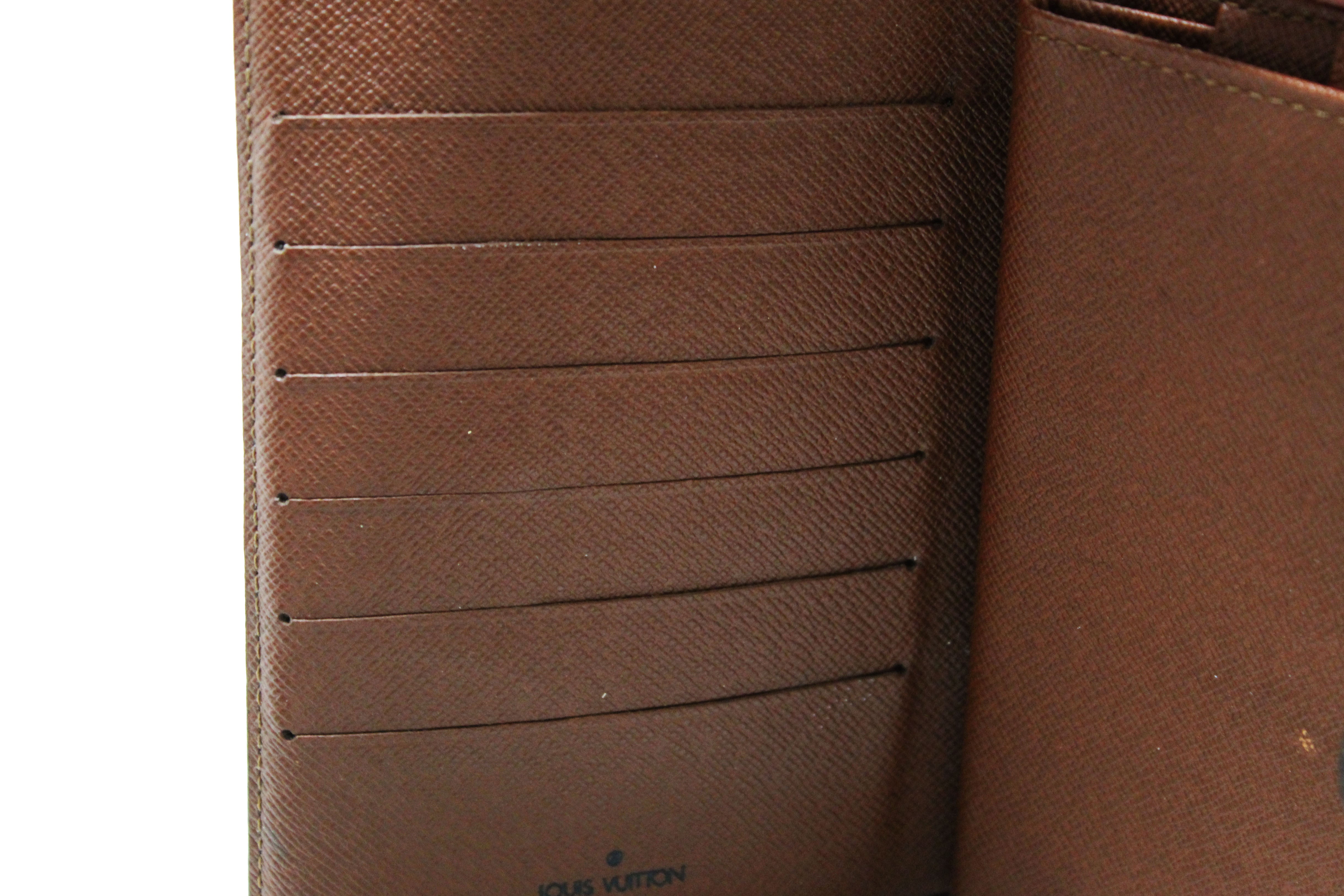 Authentic Louis Vuitton Monogram Vintage Porte Papier Zipper Wallet with Insert