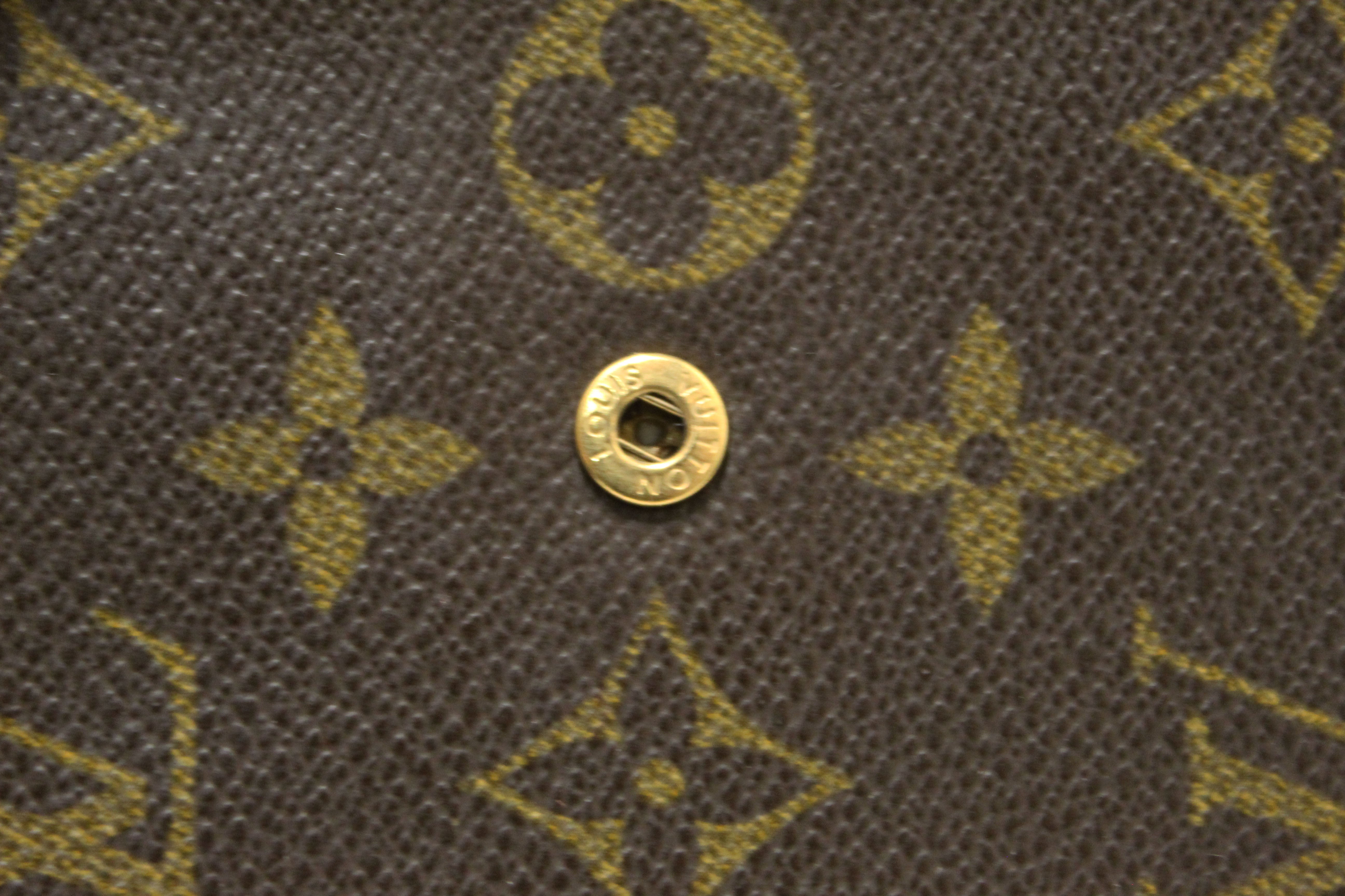 Authentic Louis Vuitton Monogram Vintage Porte Papier Zipper Wallet with Insert