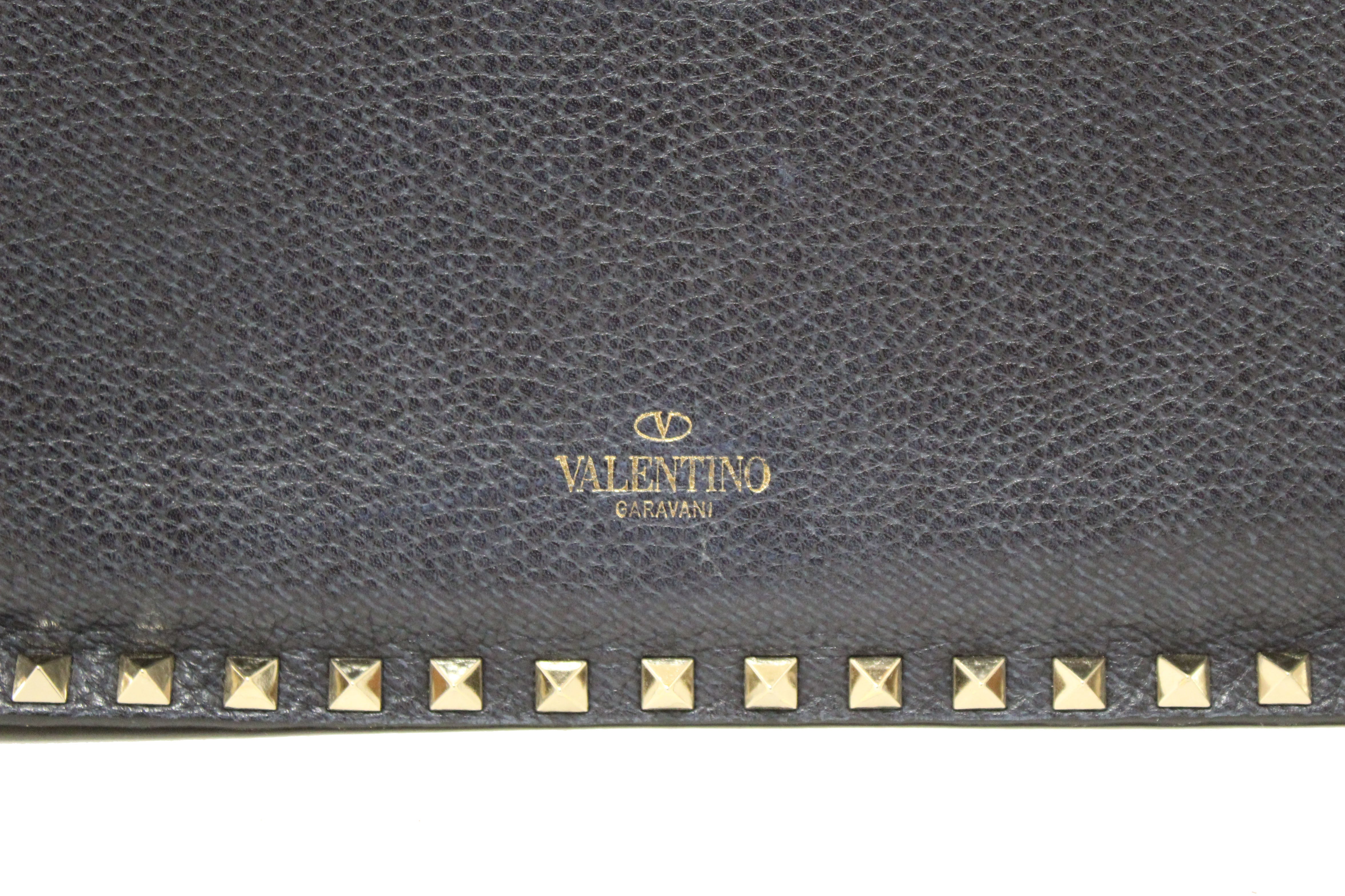 Authentic Valentino Garavani Rockstud Blue Grainy Calfskin Leather Wristlet Flap Clutch