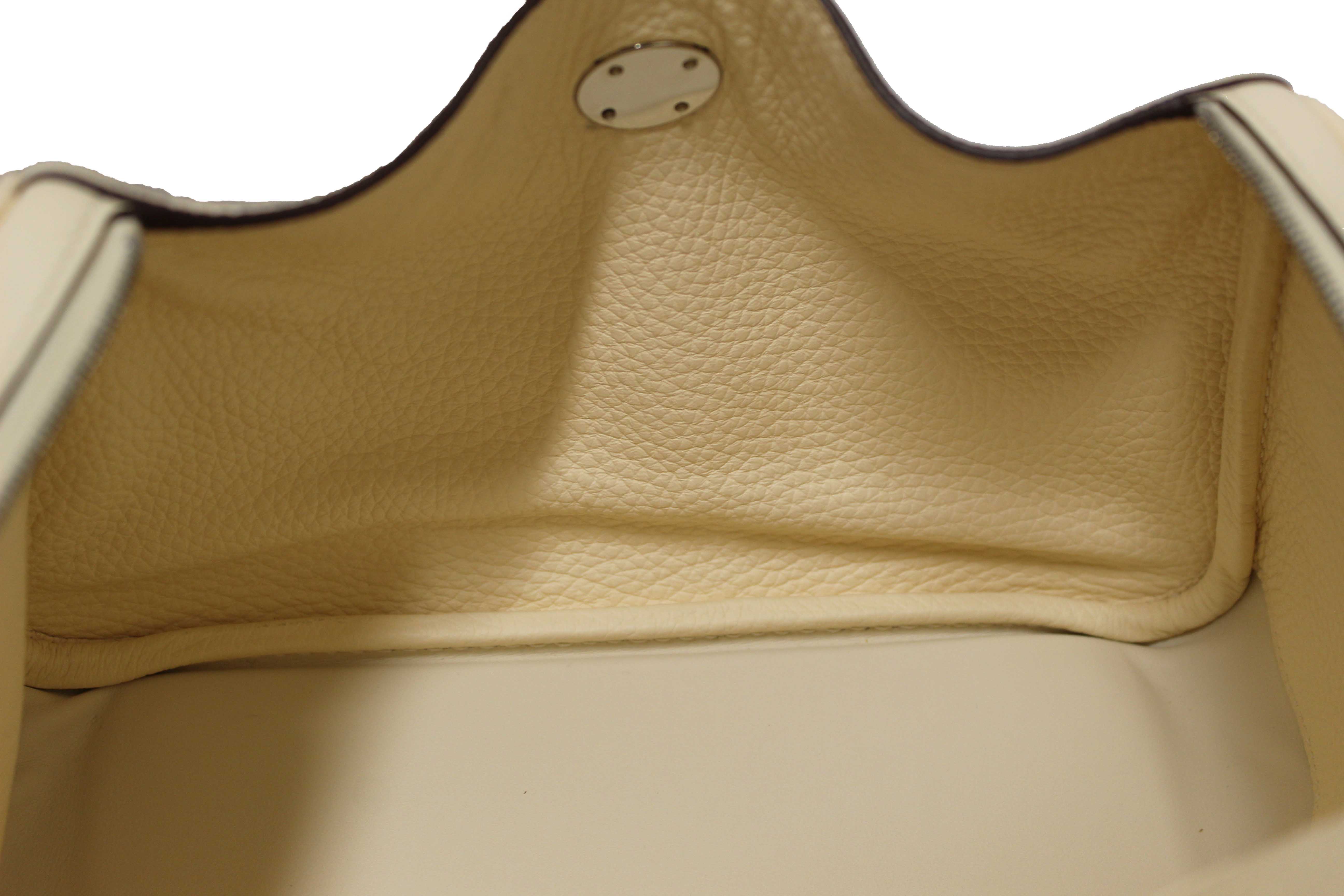 Authentic Hermes White Togo Leather Lindy 26 Handbag/Shoulder Bag