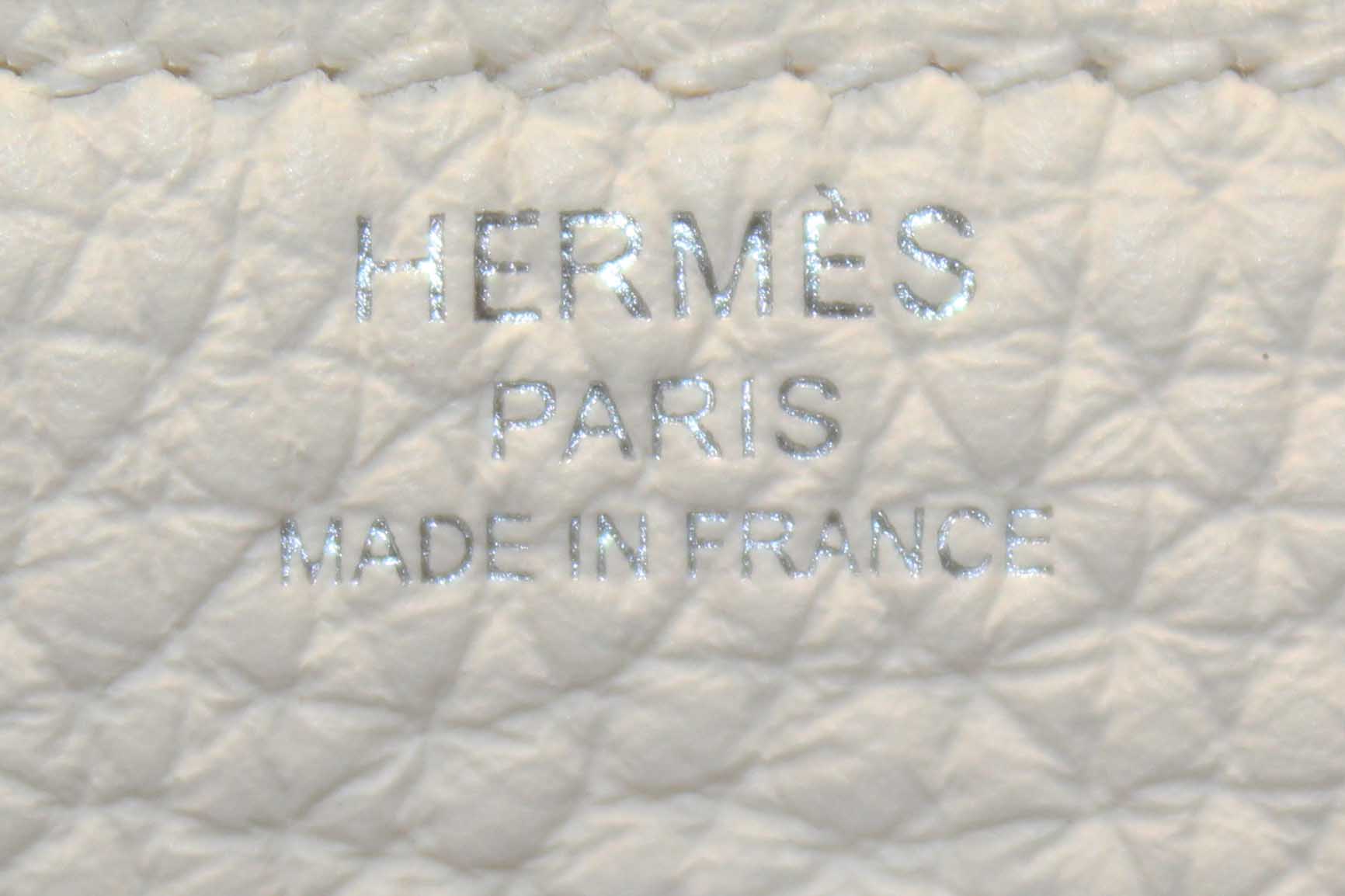 Authentic Hermes White Togo Leather Lindy 26 Handbag/Shoulder Bag
