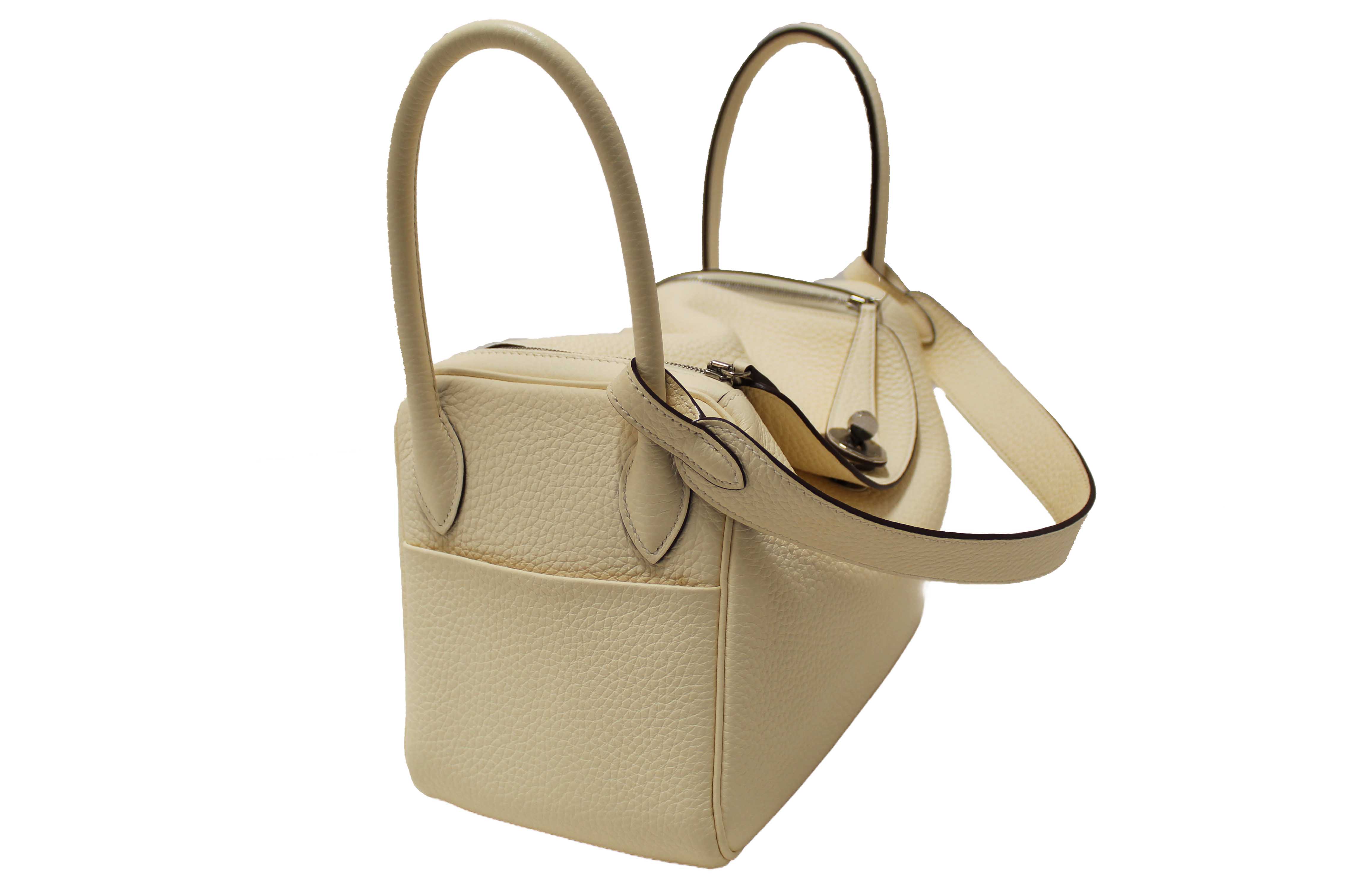 Authentic Hermes White Togo Leather Lindy 26 Handbag/Shoulder Bag