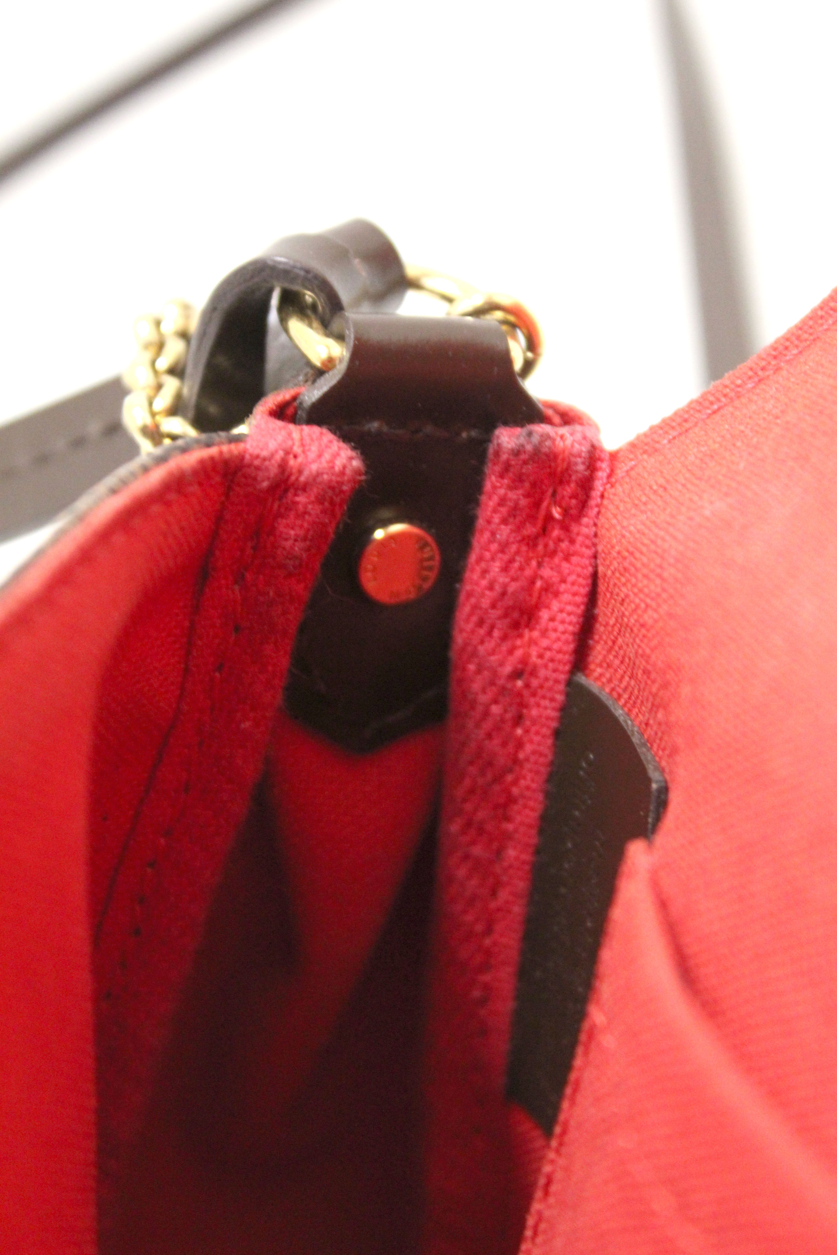 Louis Vuitton Damier Ebene Favorite PM Shoulder Bag (SHF-23449) – LuxeDH
