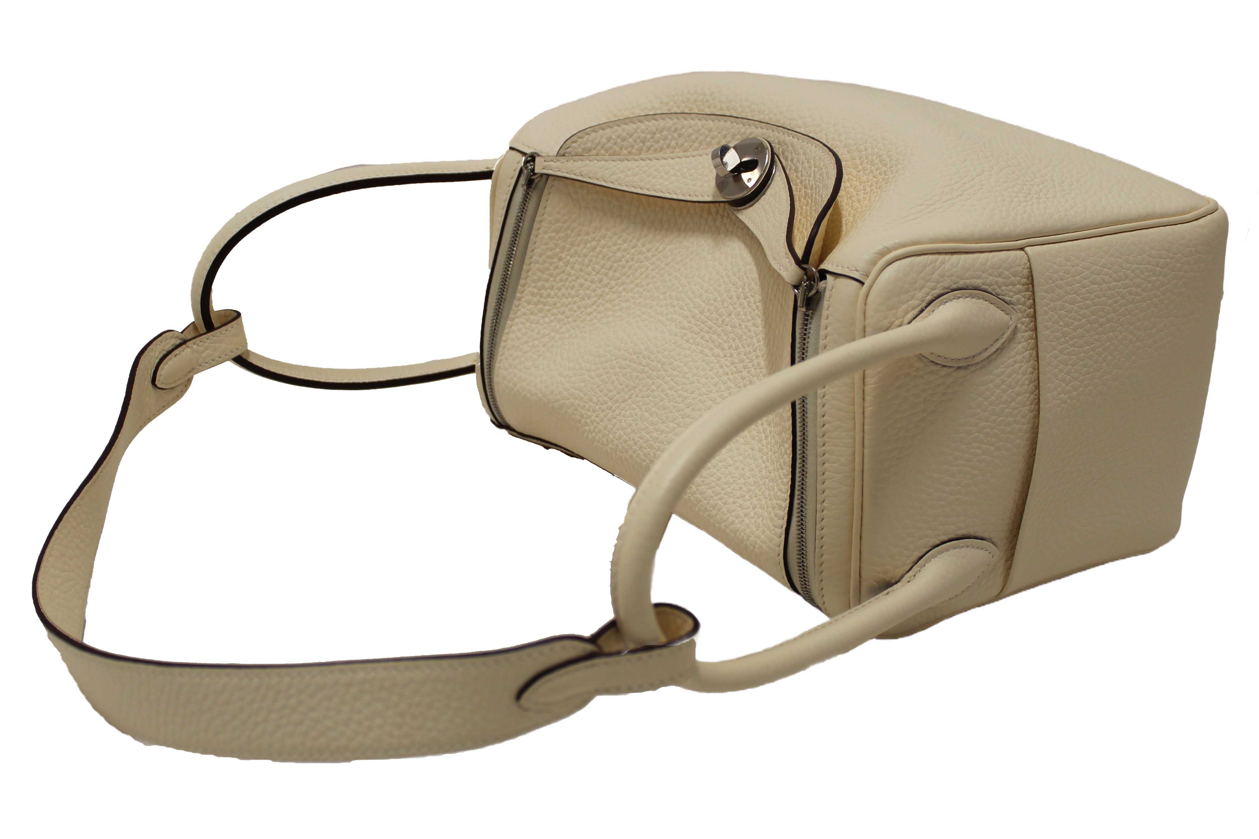 Authentic Hermes White Togo Leather Lindy 26 Handbag/Shoulder Bag