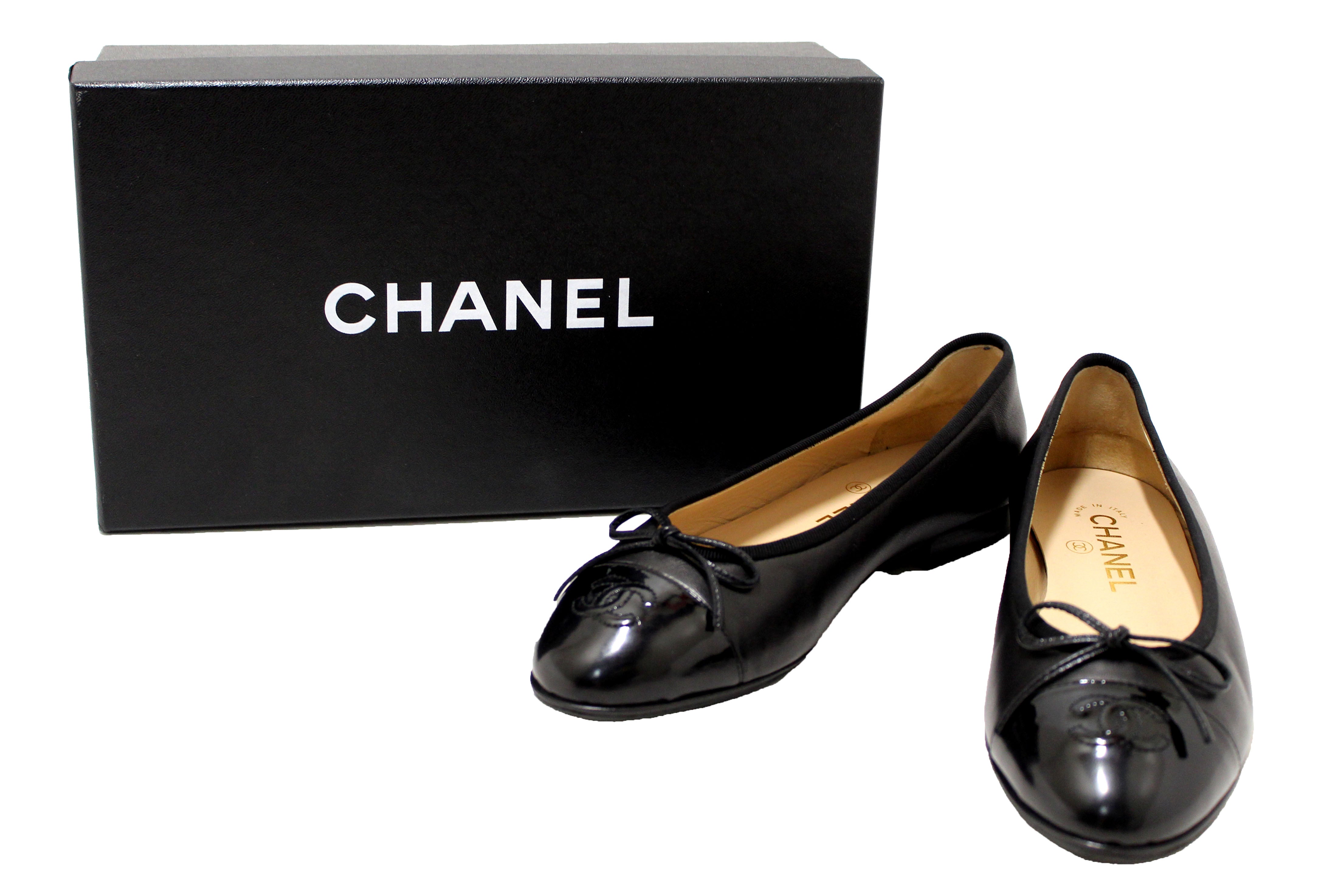 Authentic Chanel Black Lambskin & Patent Calfskin Ballet Flats Size 37