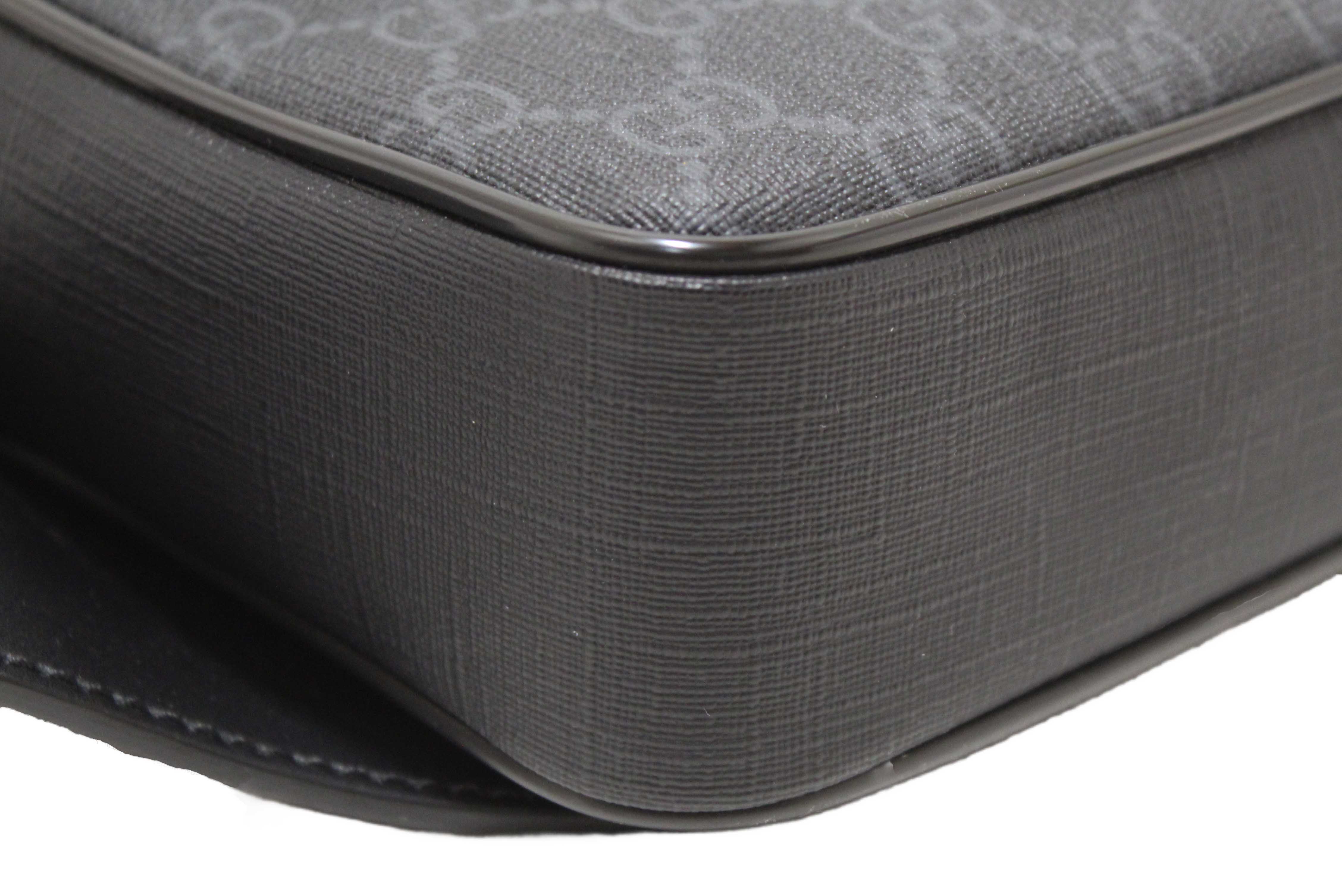 Authentic Gucci Black GG Supreme Belt Bag 474298