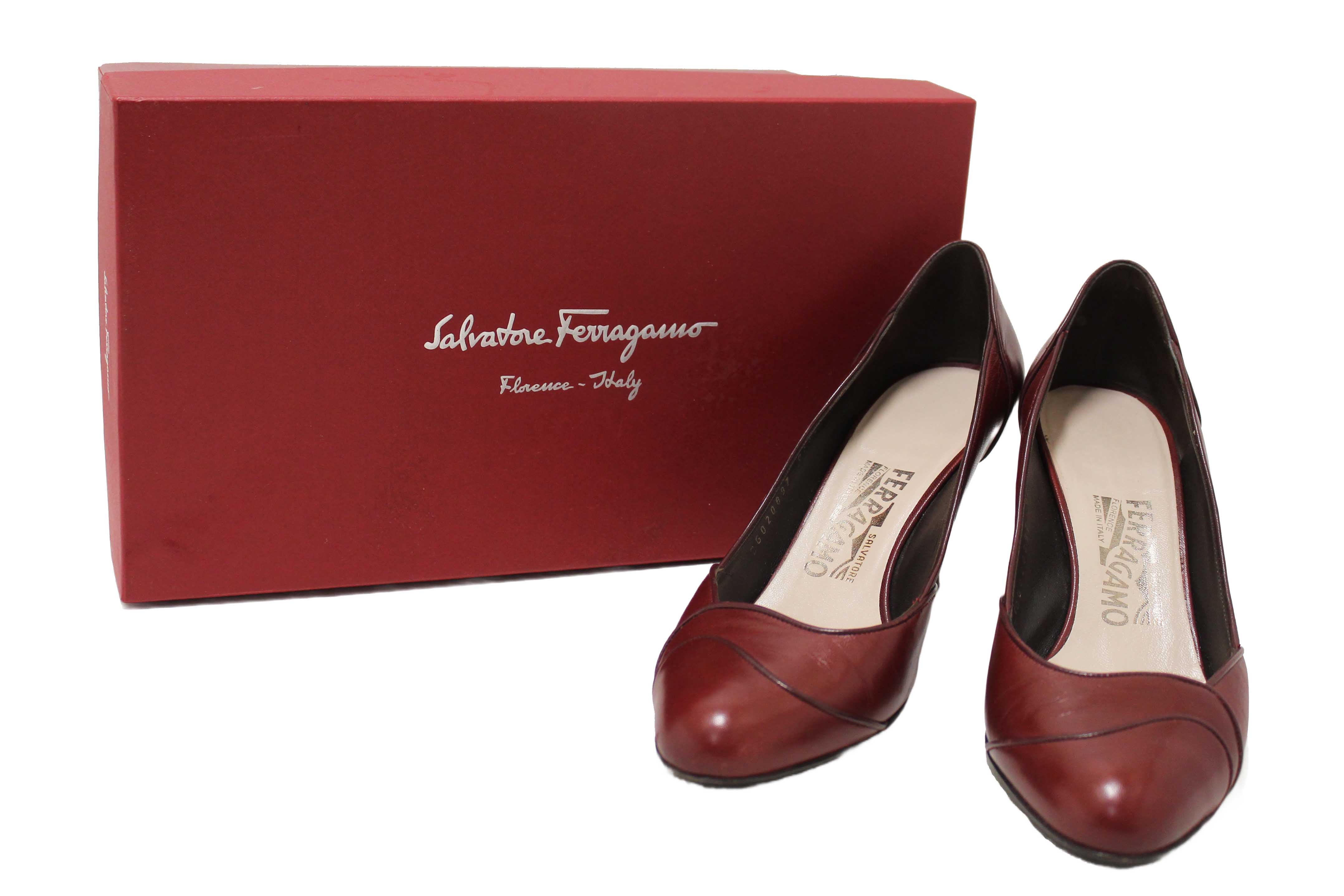 Authentic Salvatore Ferragamo Burgandy Leather Matilde Pointed Pumps Size 7C