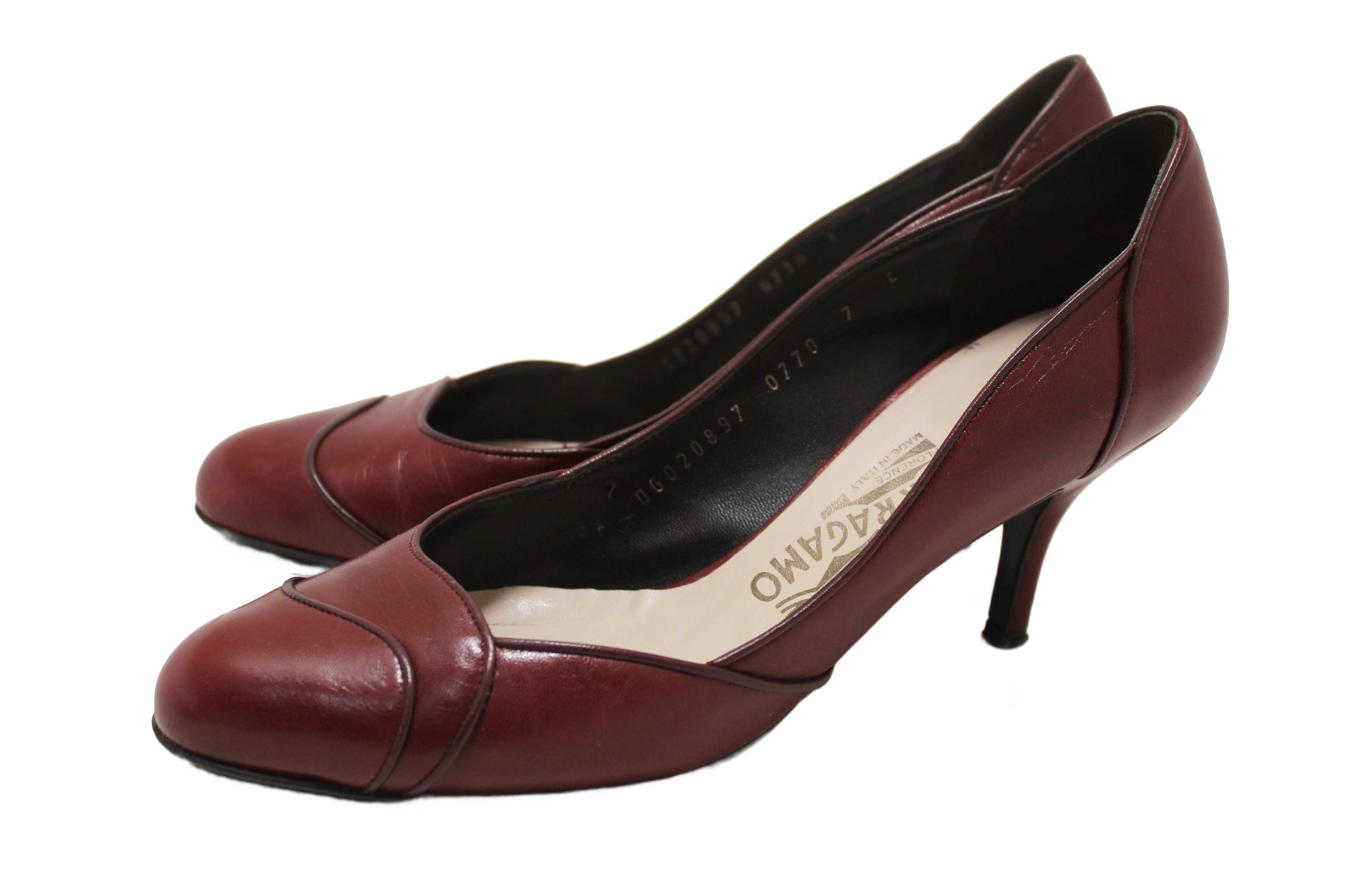 Authentic Salvatore Ferragamo Burgandy Leather Matilde Pointed Pumps Size 7C