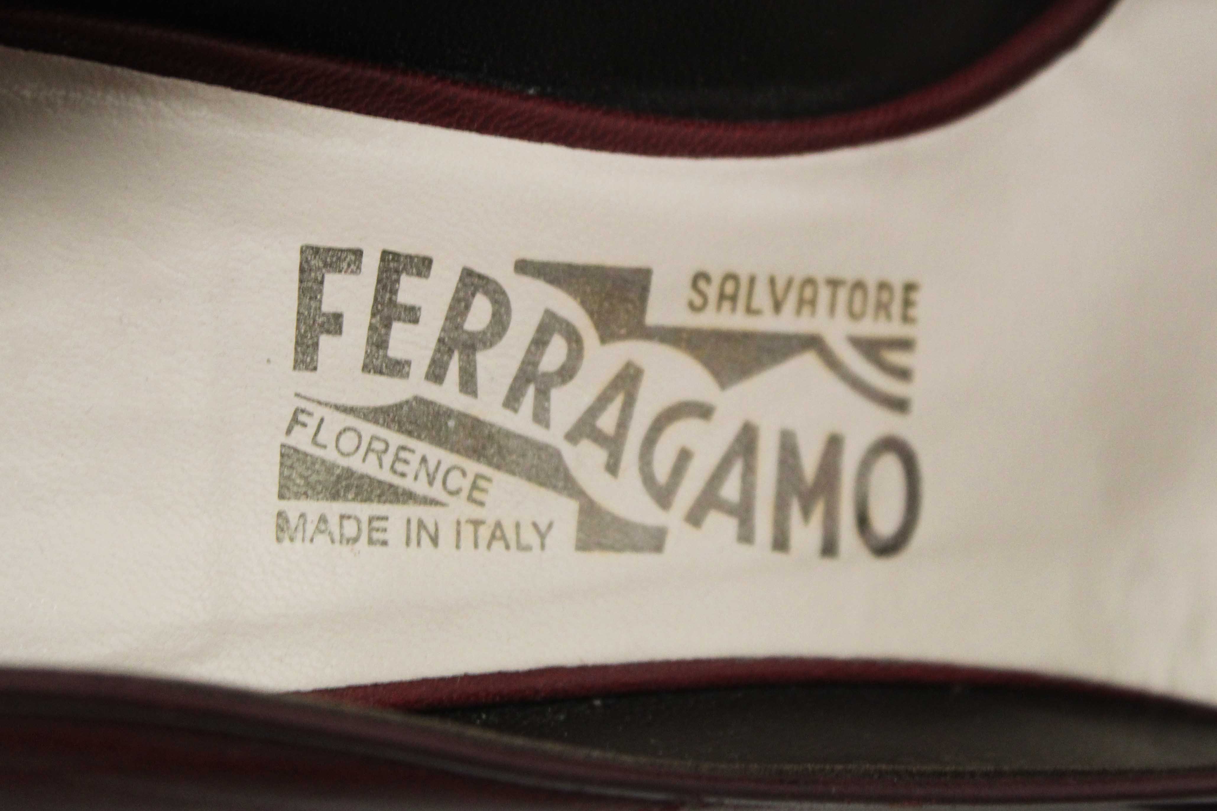 Authentic Salvatore Ferragamo Burgandy Leather Matilde Pointed Pumps Size 7C