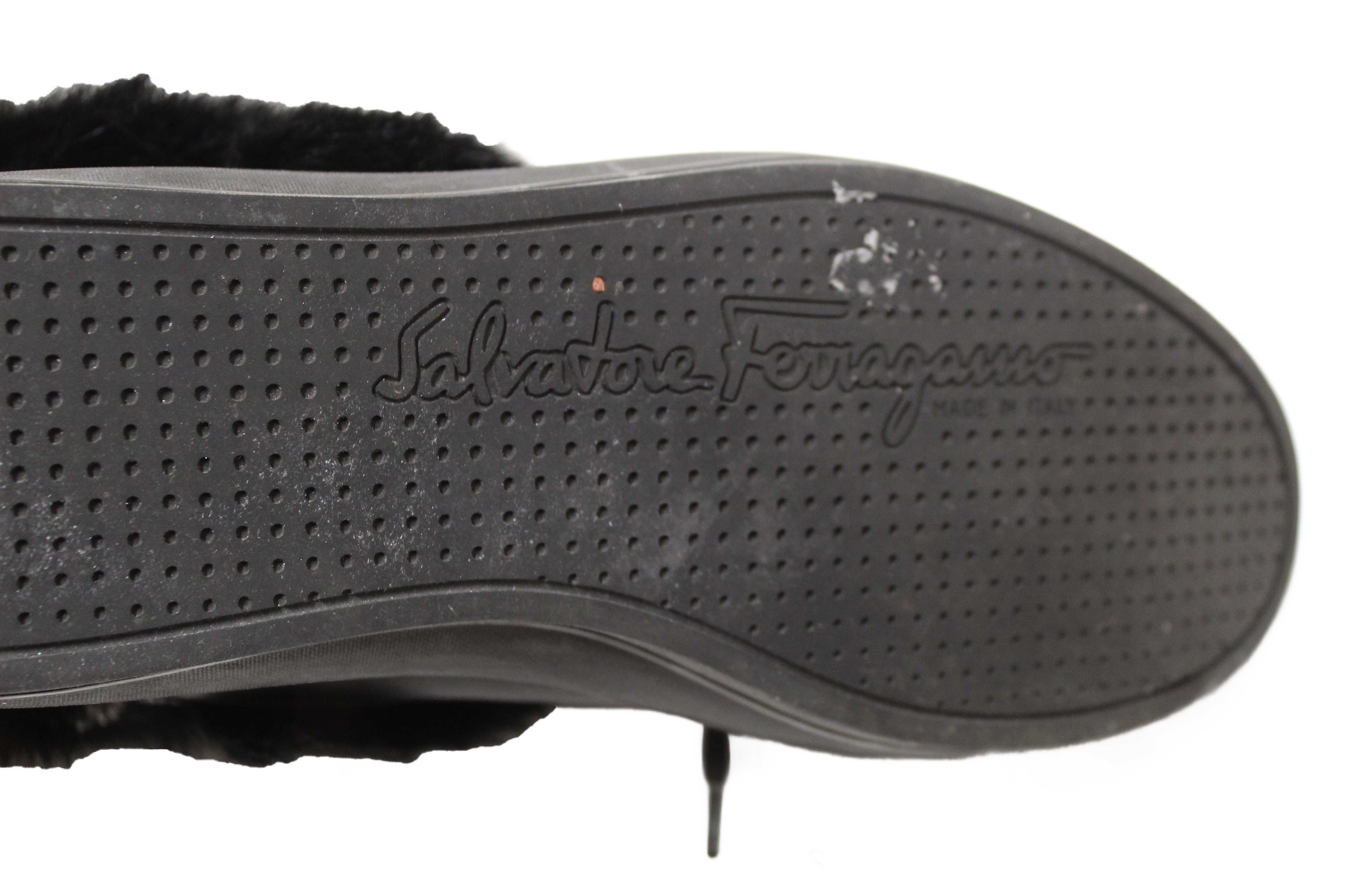 Authentic Salvatore Ferragamo Black Leather Nisia Wint Fur Trim Sneakers Size 37