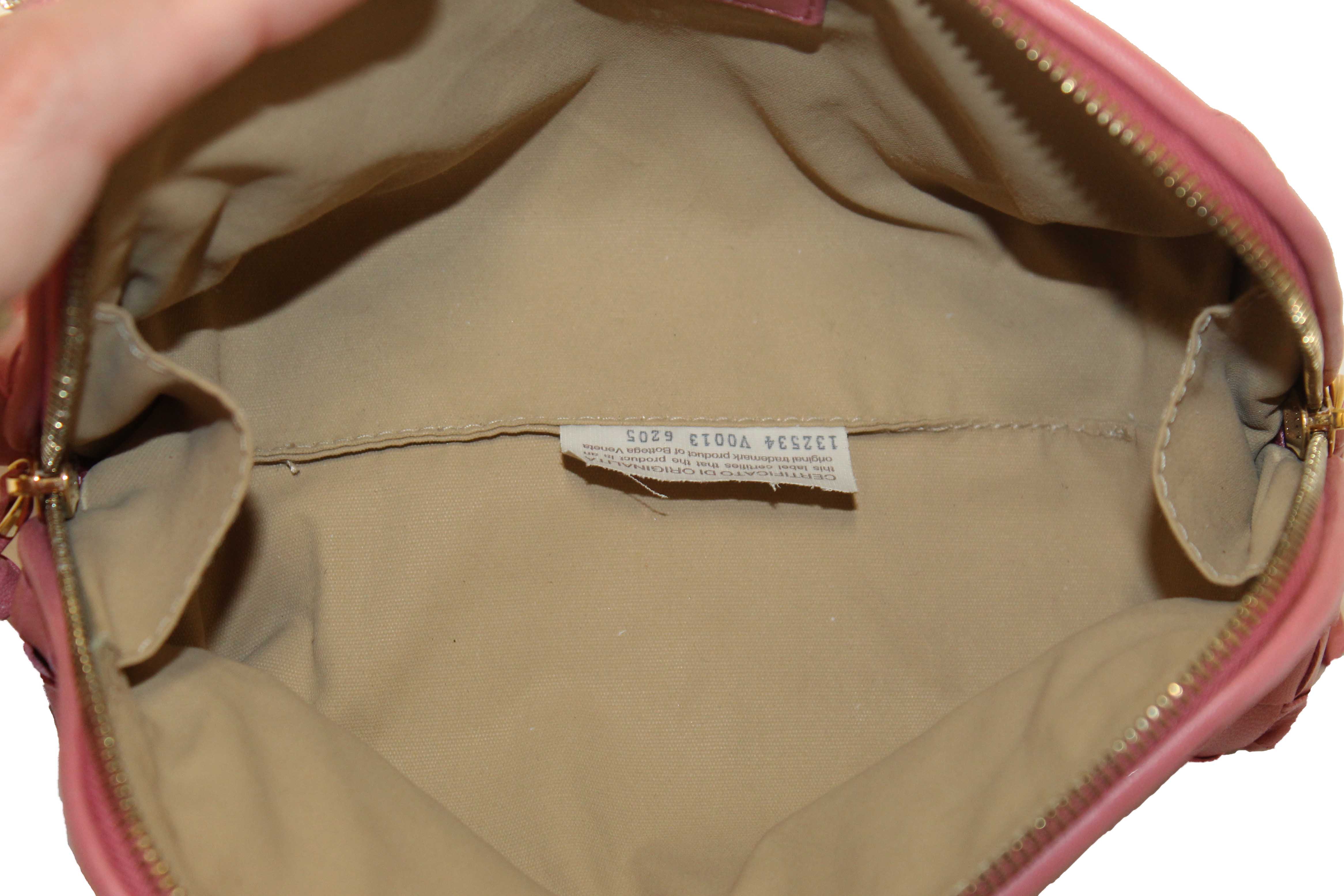 Authentic Bottega Veneta Dusty Pink Intreciciato Leather Cosmetic Pouch