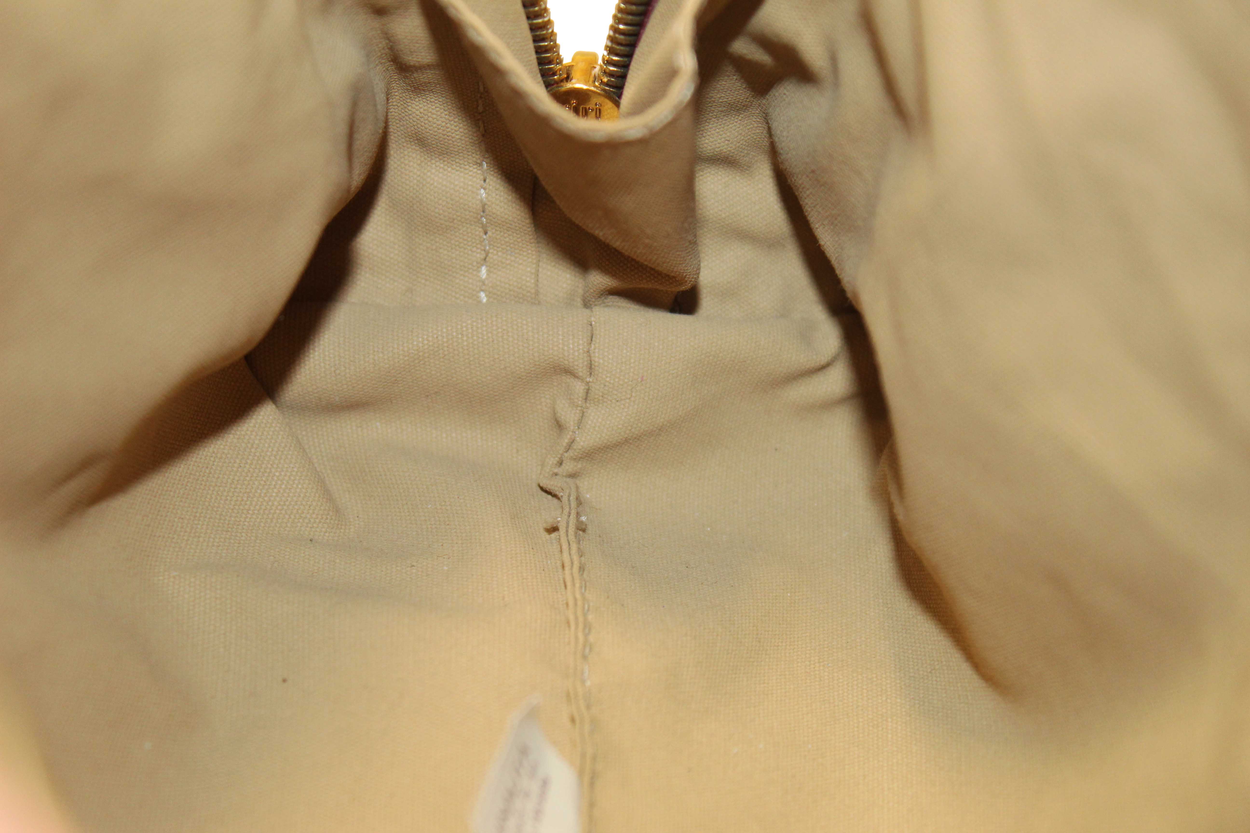 Authentic Bottega Veneta Dusty Pink Intreciciato Leather Cosmetic Pouch