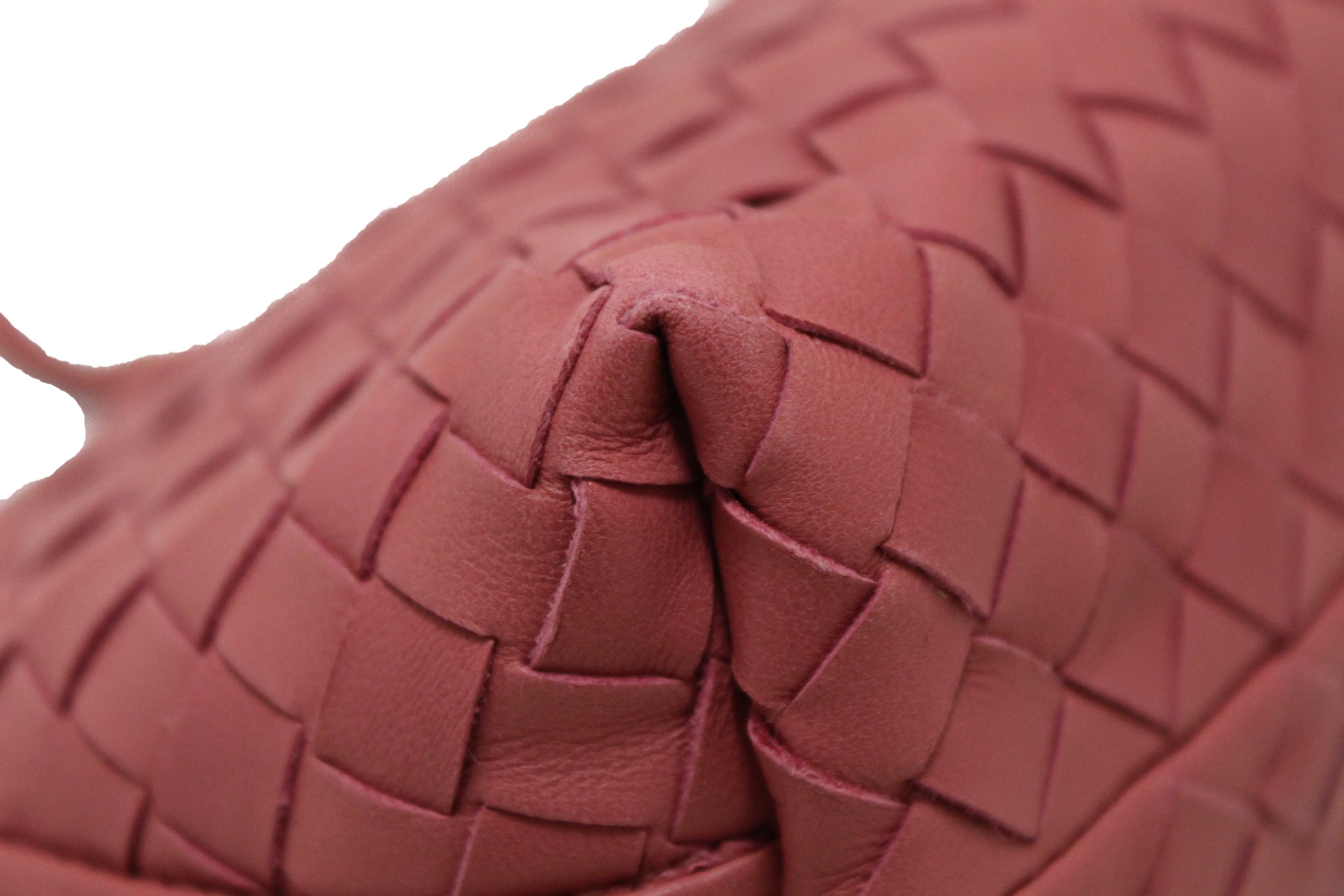 Authentic Bottega Veneta Dusty Pink Intreciciato Leather Cosmetic Pouch