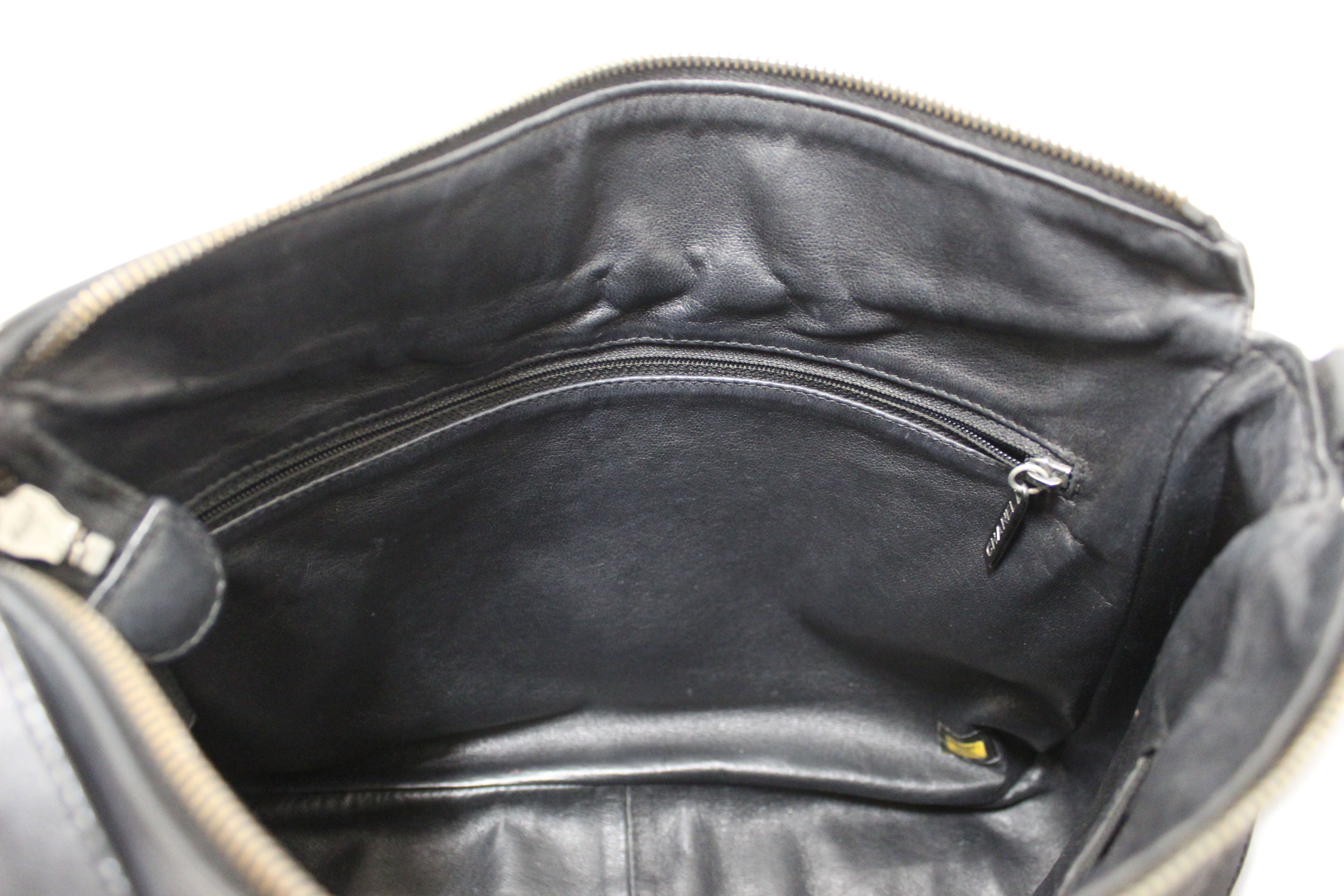 Authentic Chanel Vintage Black Wild Stitch Quilted Calfskin Leather CC Timeless Shoulder Bag