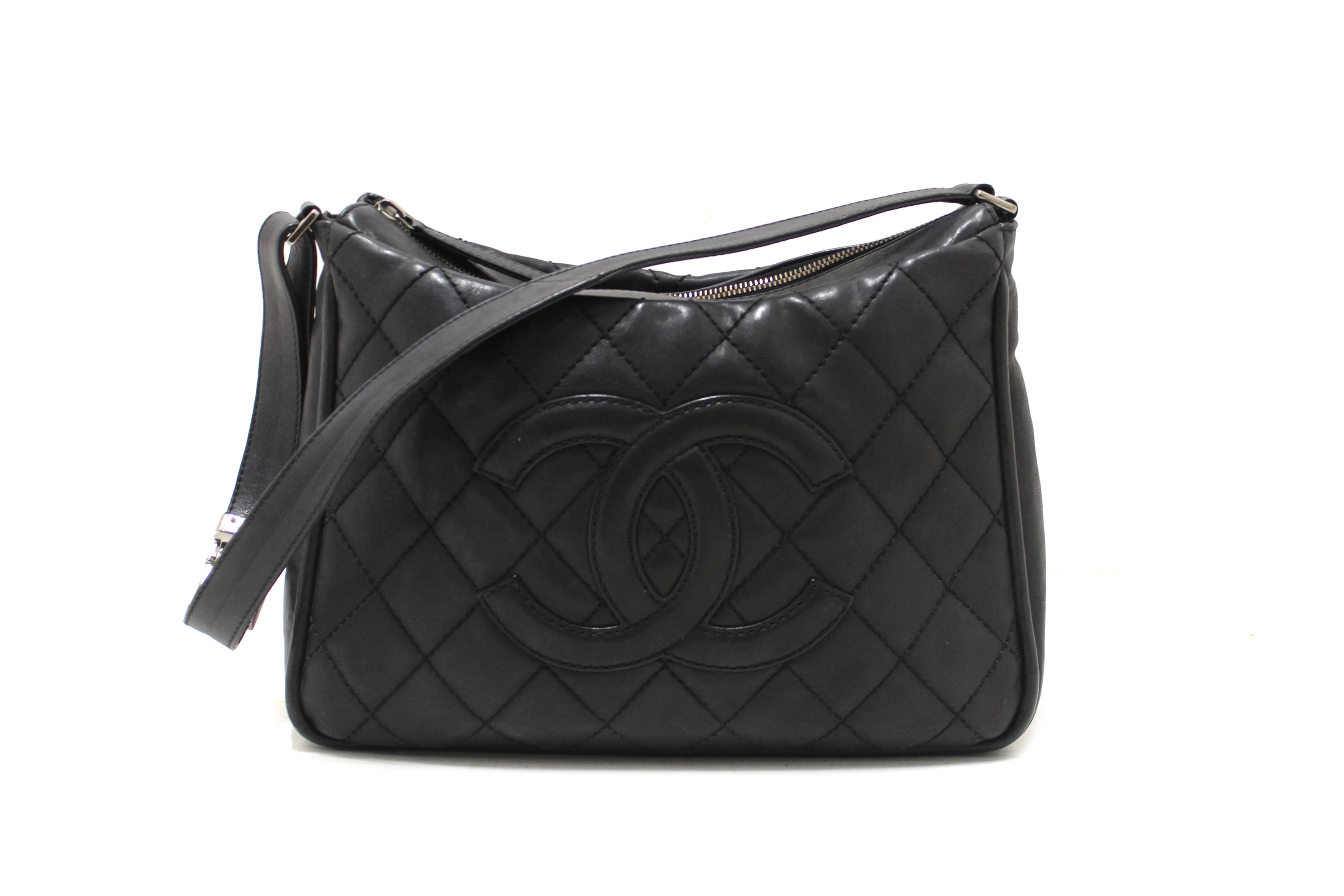 Authentic Chanel Vintage Black Wild Stitch Quilted Calfskin Leather CC Timeless Shoulder Bag