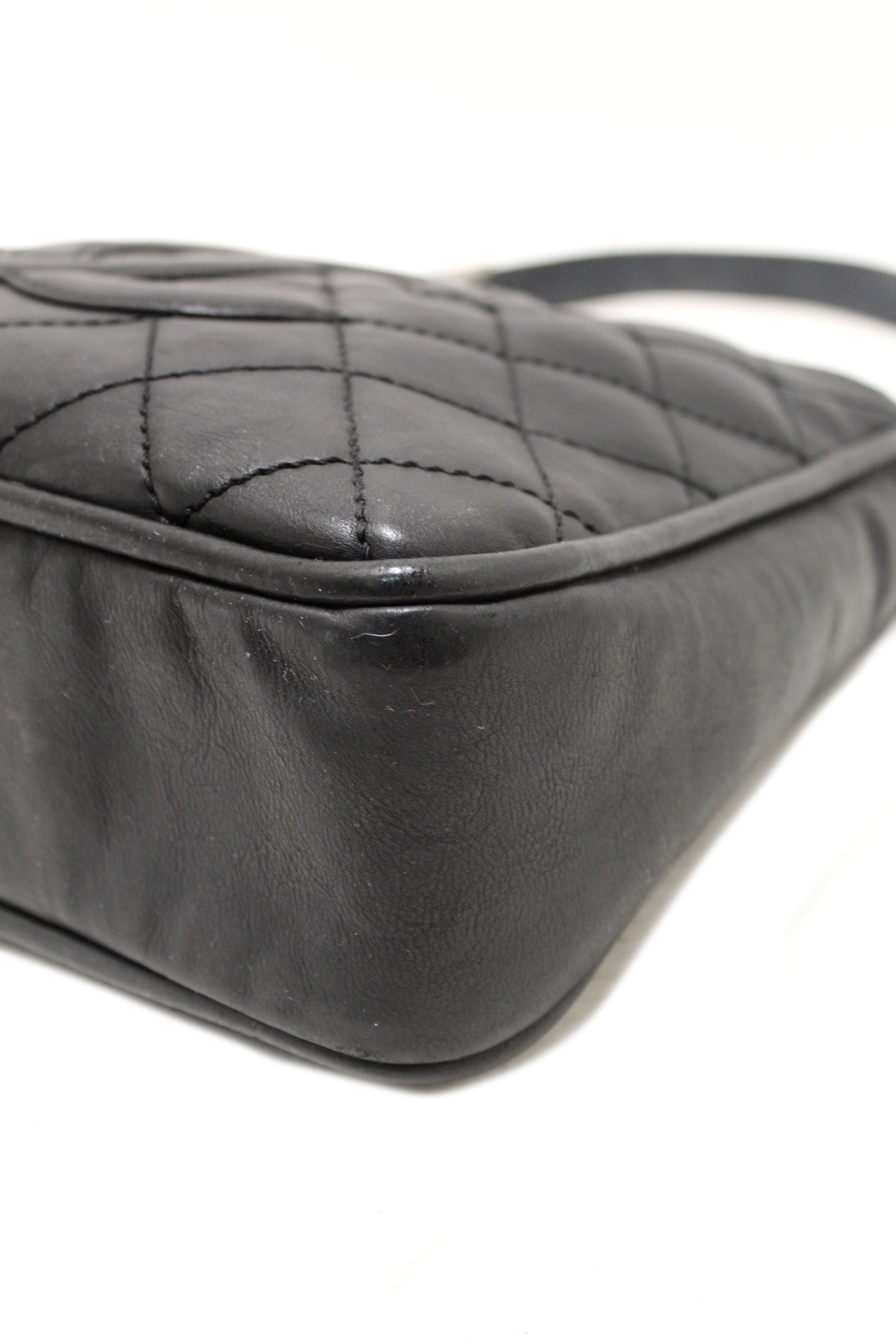 Authentic Chanel Vintage Black Wild Stitch Quilted Calfskin Leather CC Timeless Shoulder Bag