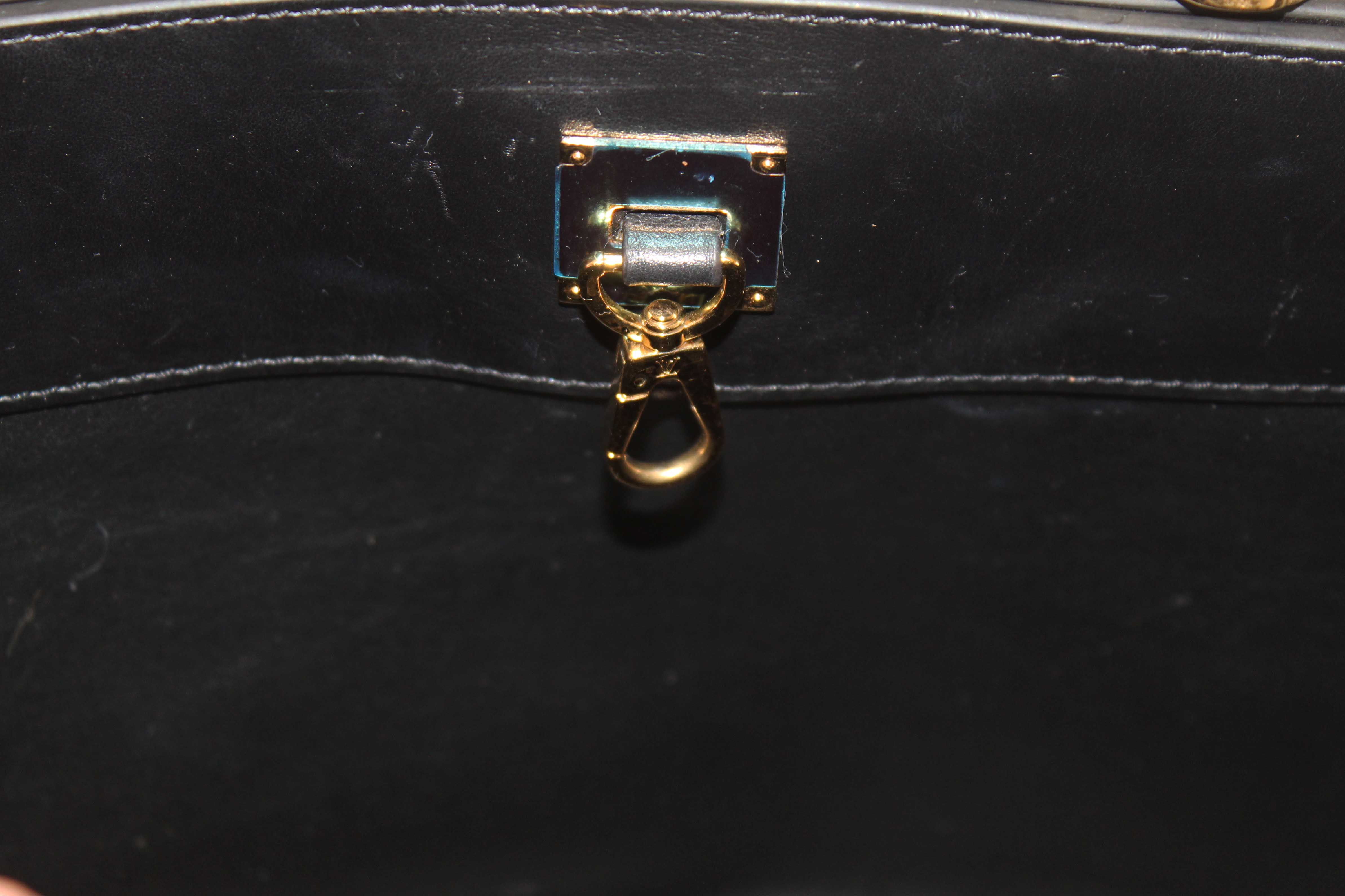 Authentic Louis Vuitton Black Smooth Leather City Steamer PM Bag