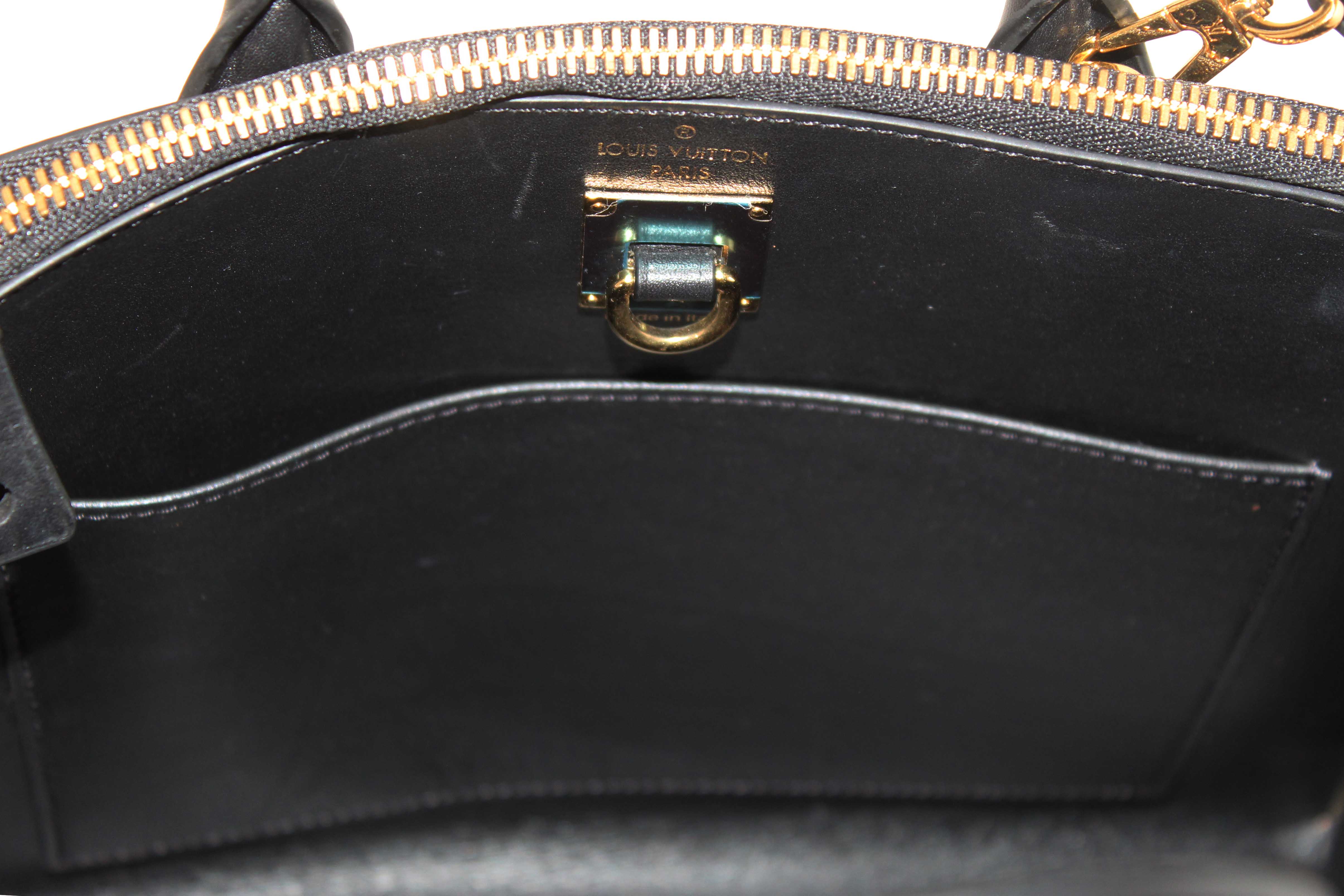 Authentic Louis Vuitton Black Smooth Leather City Steamer PM Bag