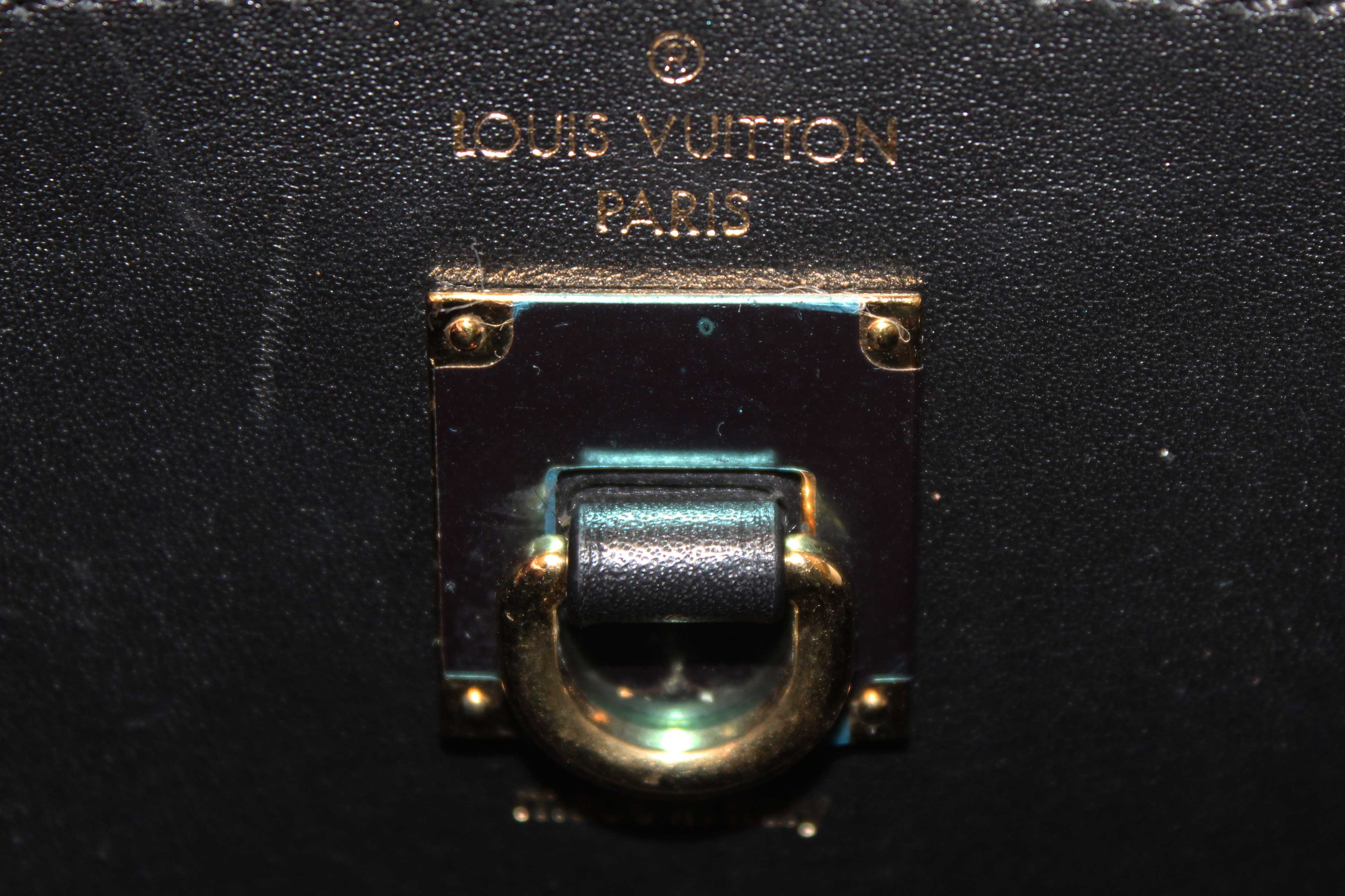 Authentic Louis Vuitton Black Smooth Leather City Steamer PM Bag