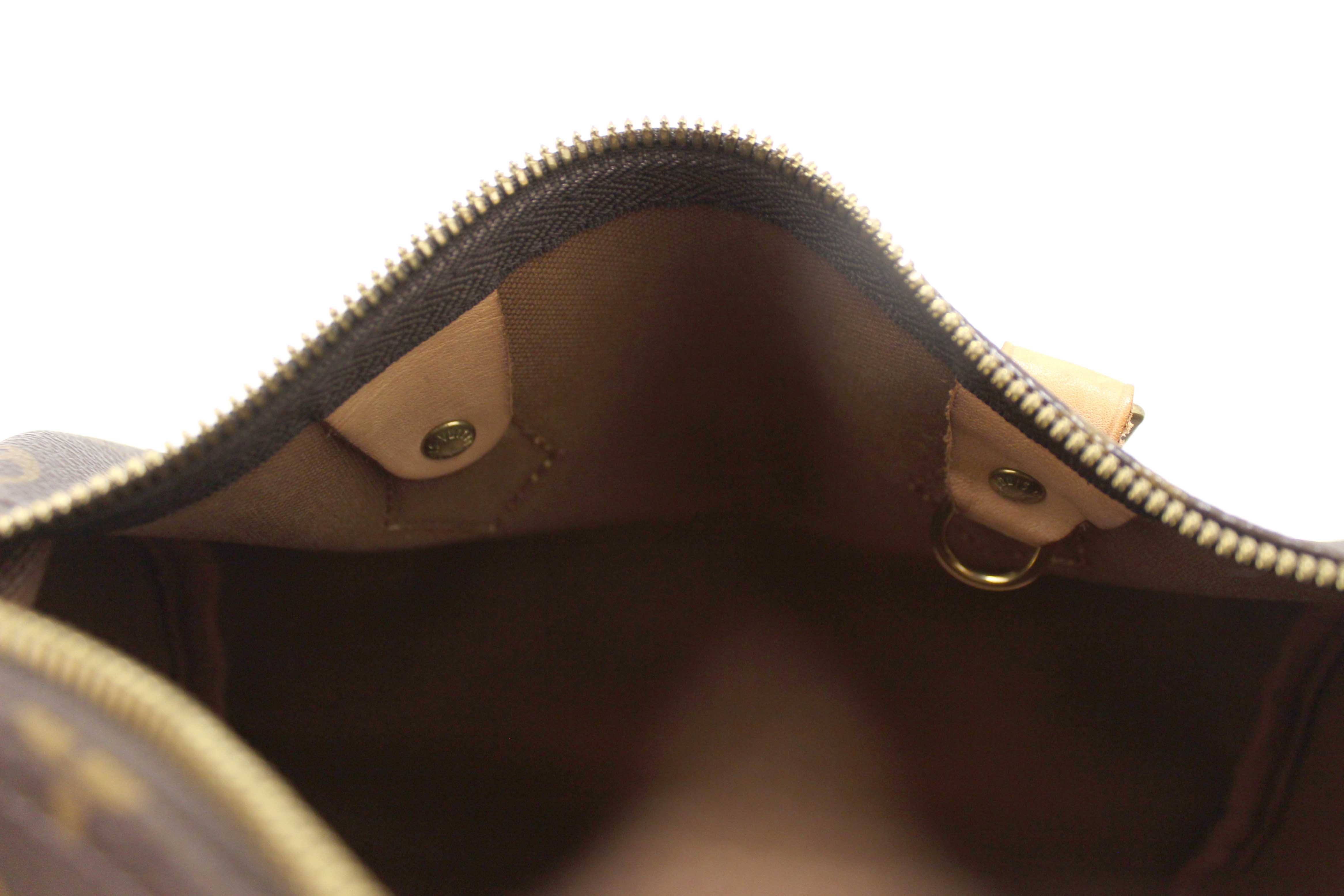Authentic Louis Vuitton Classic Monogram Speedy 25 Bandouliere Bag