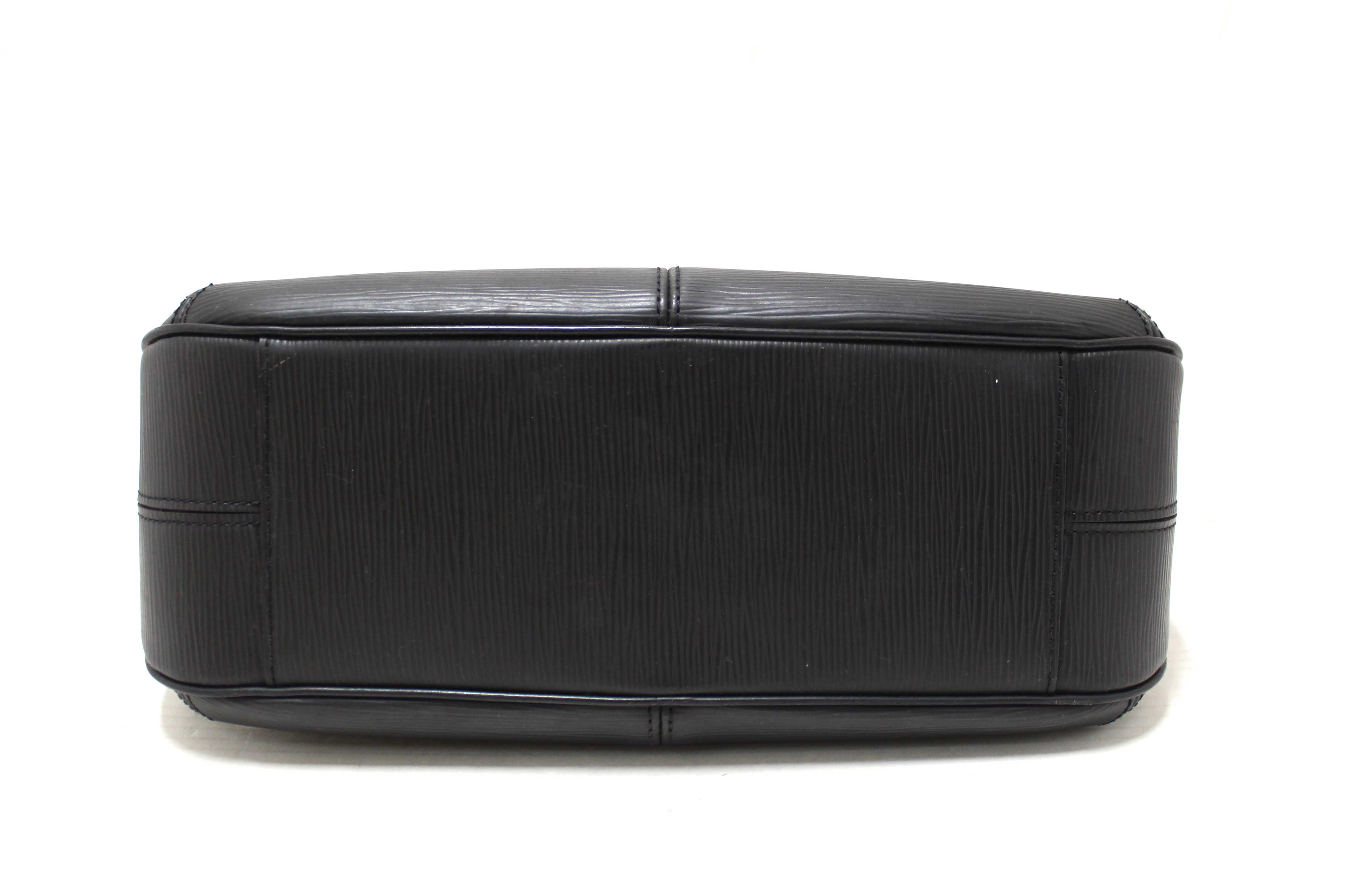 Authentic Louis Vuitton Black Epi Leather Turenne GM Shoulder Bag