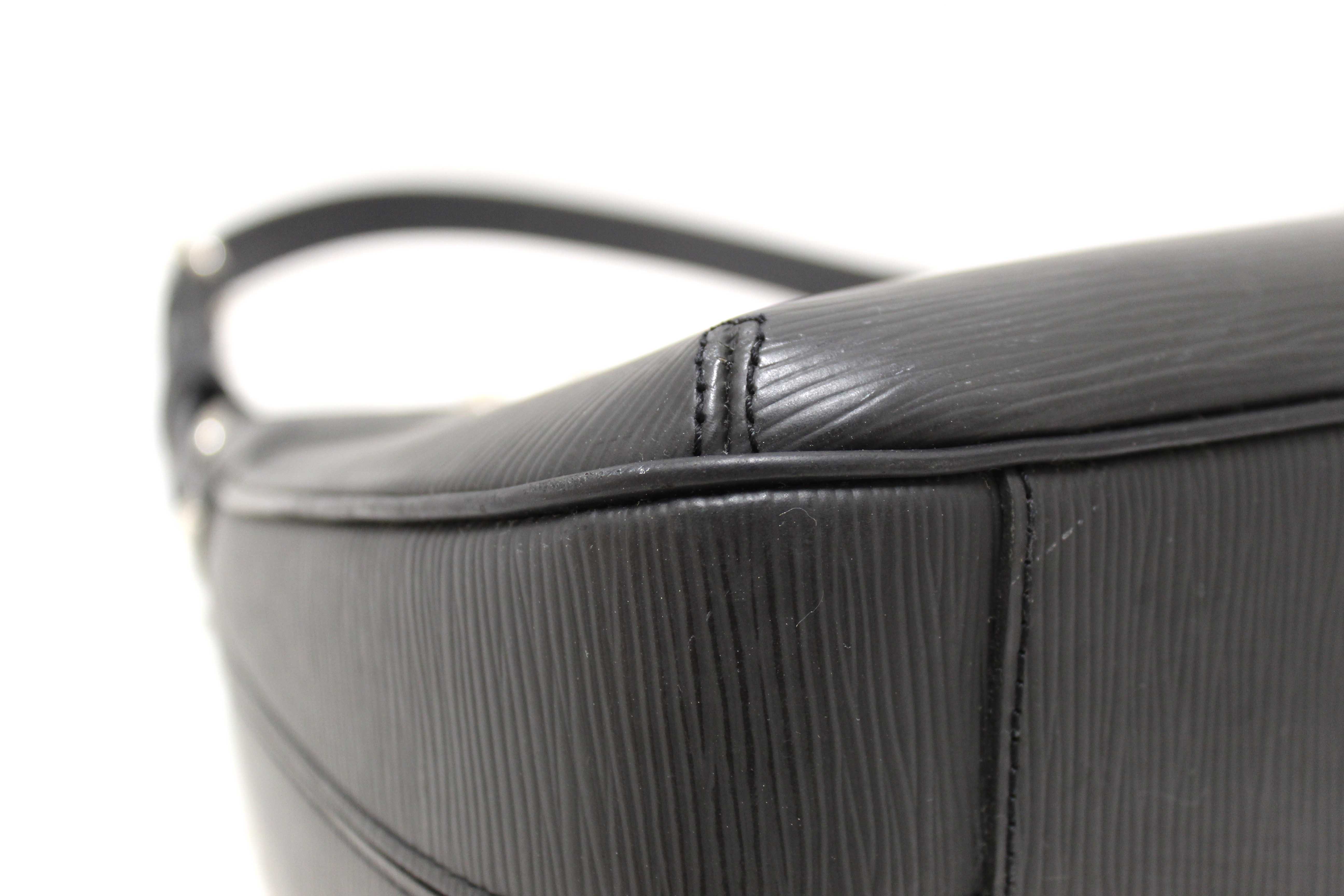 Authentic Louis Vuitton Black Epi Leather Turenne GM Shoulder Bag