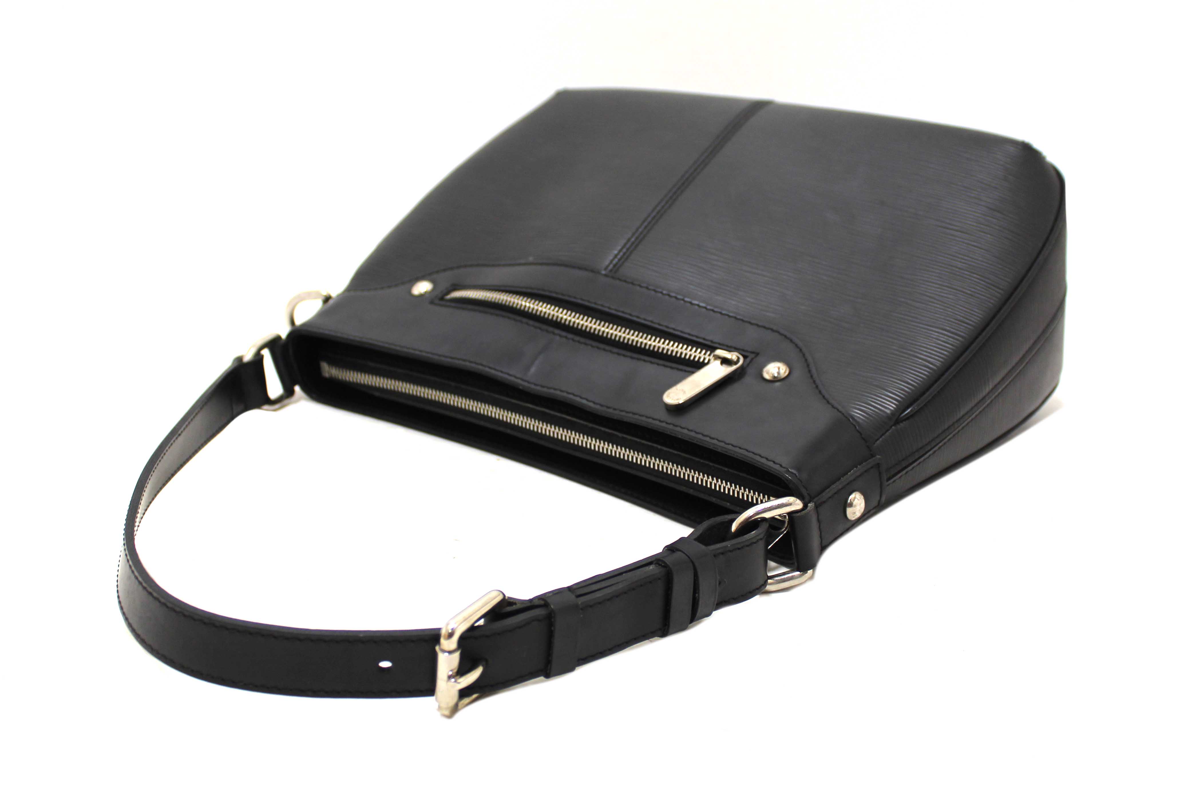 Authentic Louis Vuitton Black Epi Leather Turenne GM Shoulder Bag