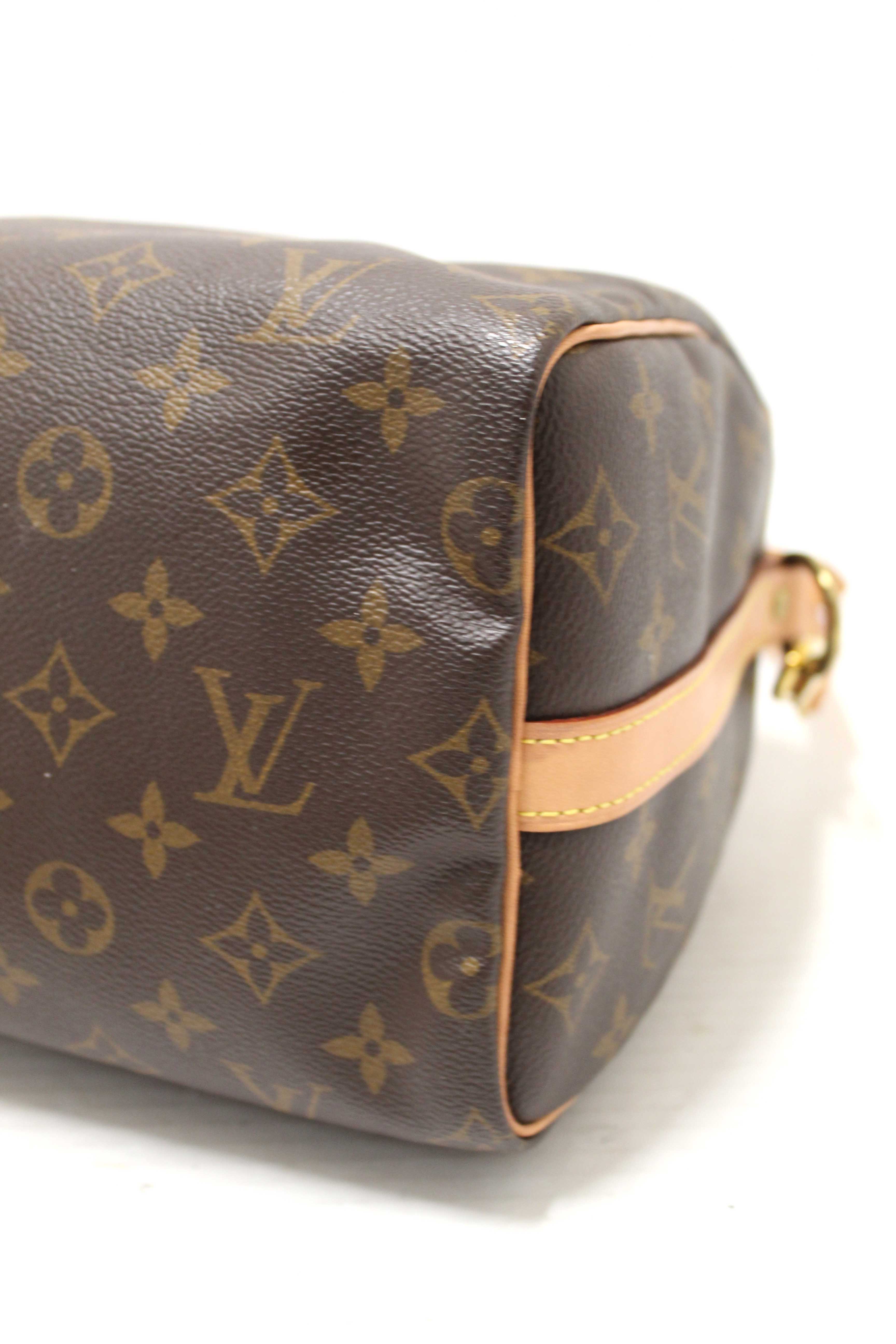 Authentic Louis Vuitton Classic Monogram Speedy 25 Bandouliere Bag