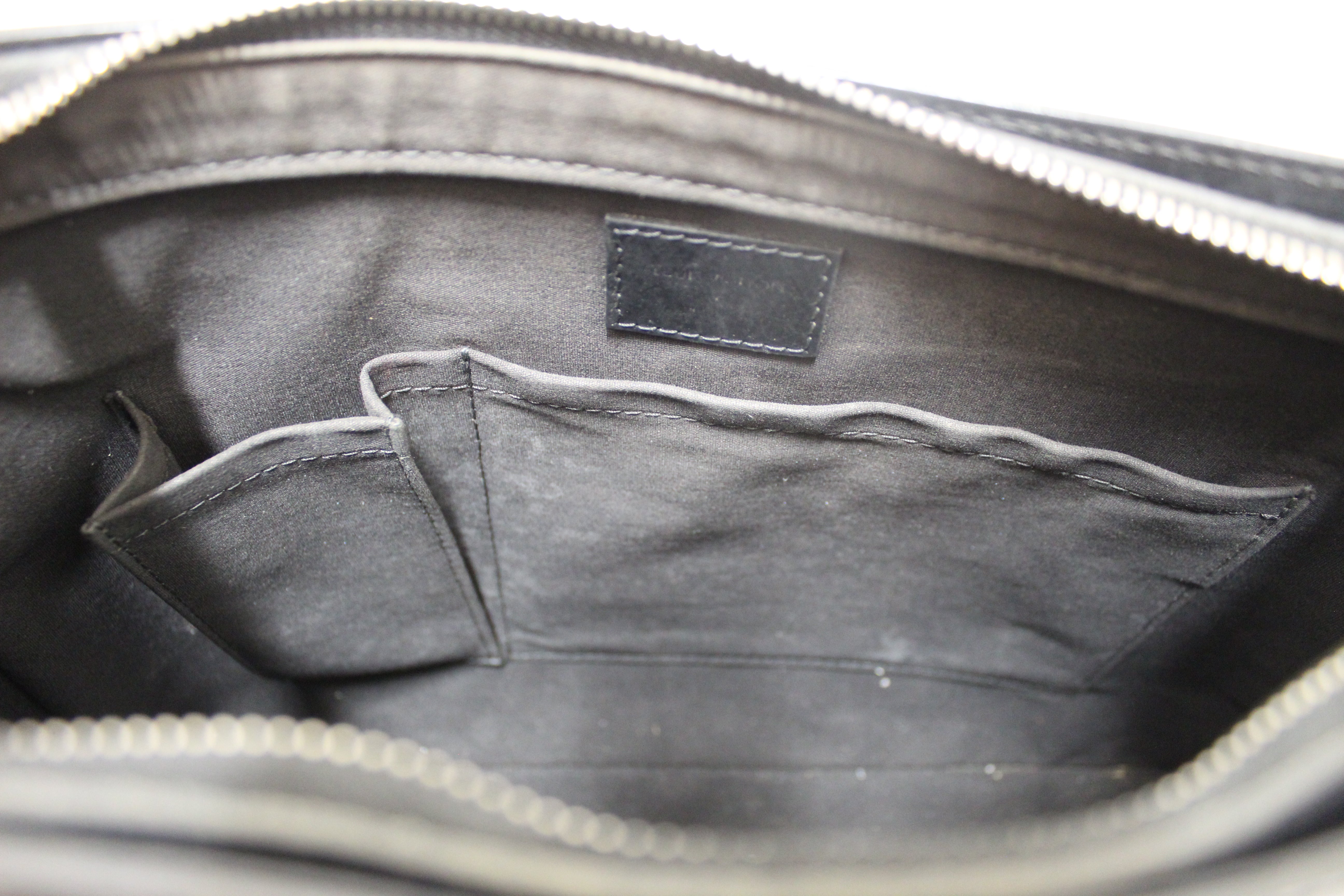 Authentic Louis Vuitton Black Epi Leather Turenne GM Shoulder Bag