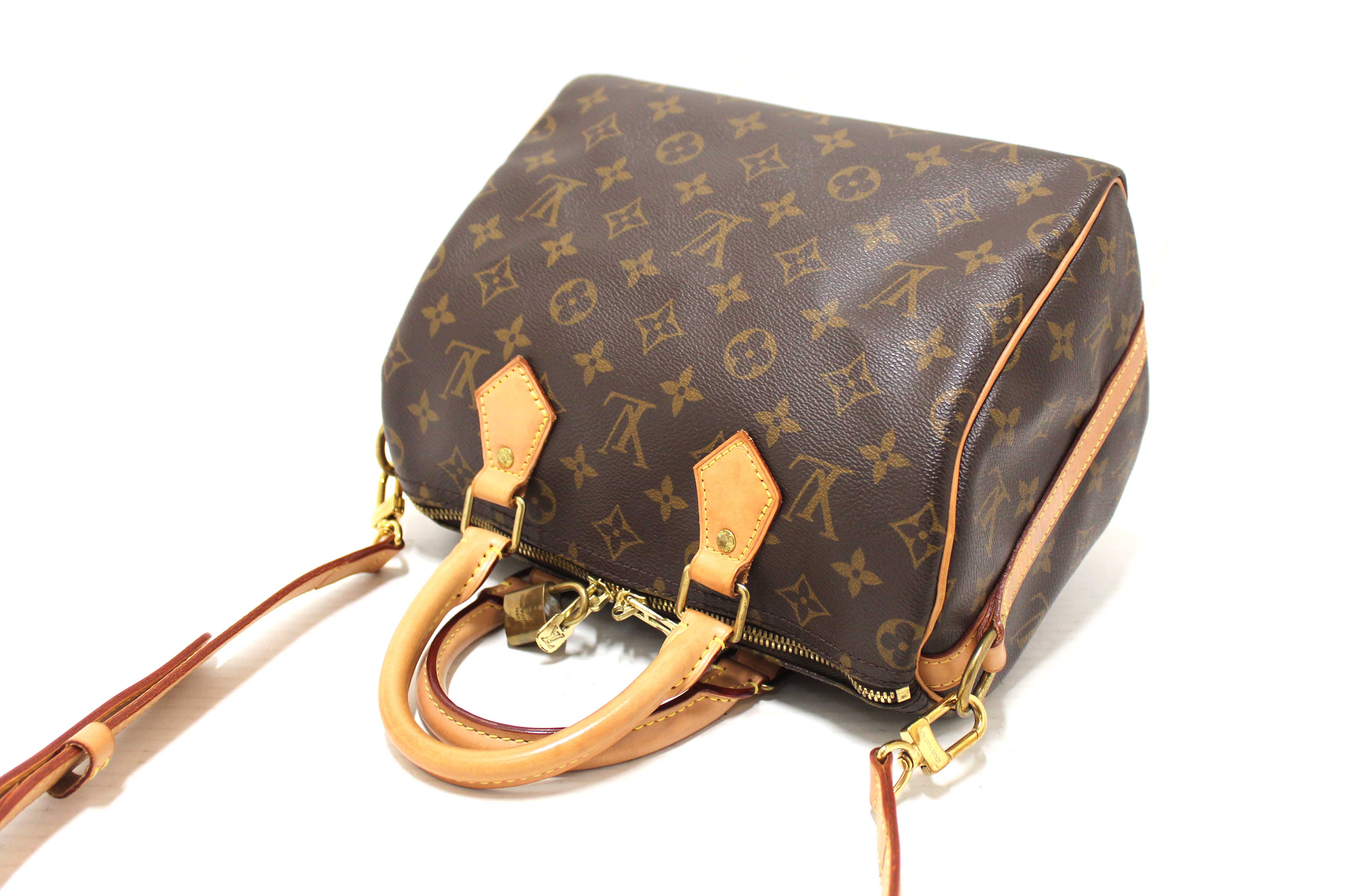 Authentic Louis Vuitton Classic Monogram Speedy 25 Bandouliere Bag