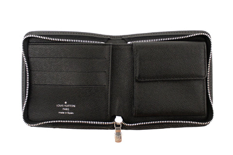 Authentic Louis Vuitton Black Taiga Leather Compact Zippy Men Wallet