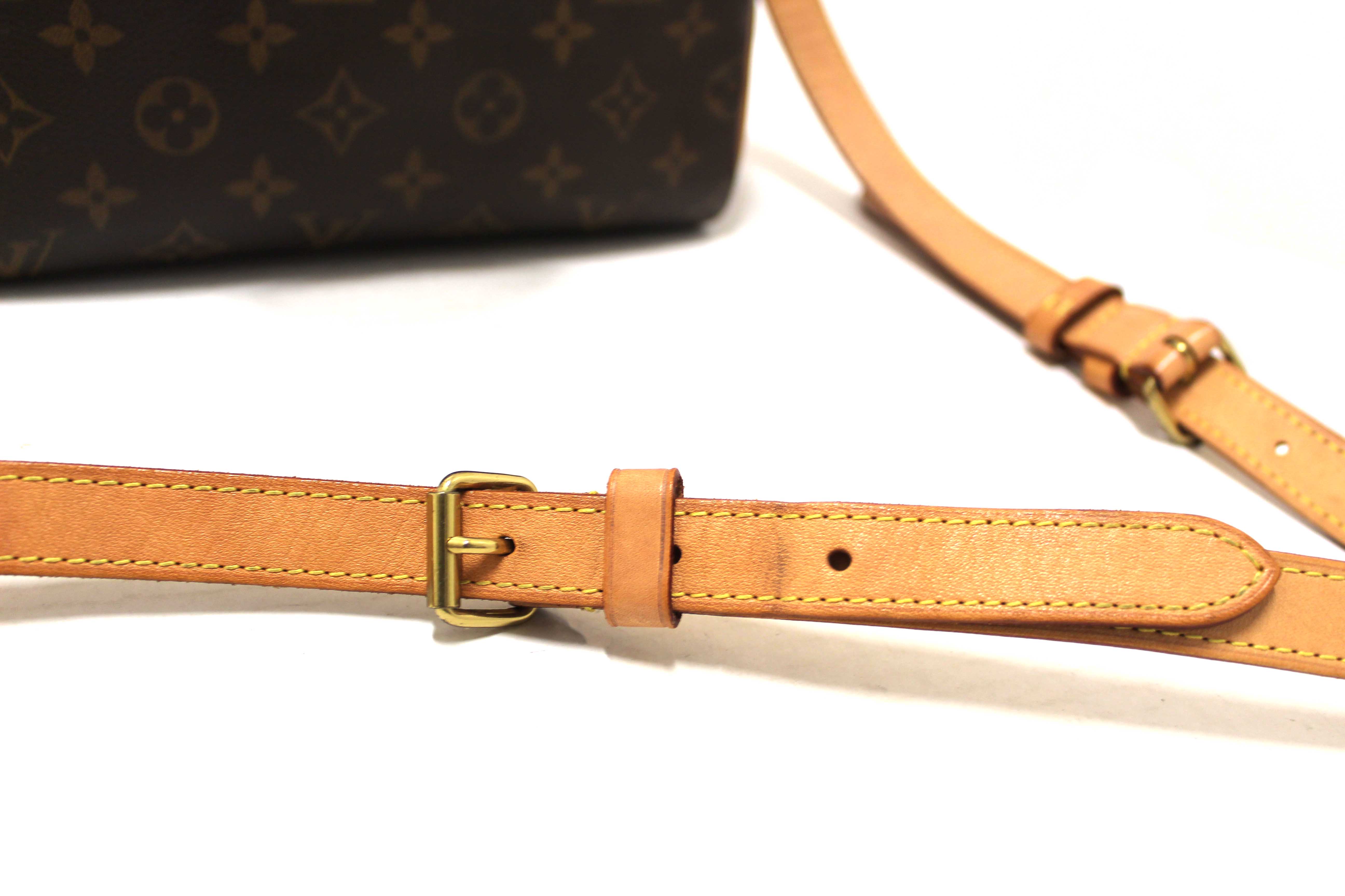 Authentic Louis Vuitton Classic Monogram Speedy 25 Bandouliere Bag