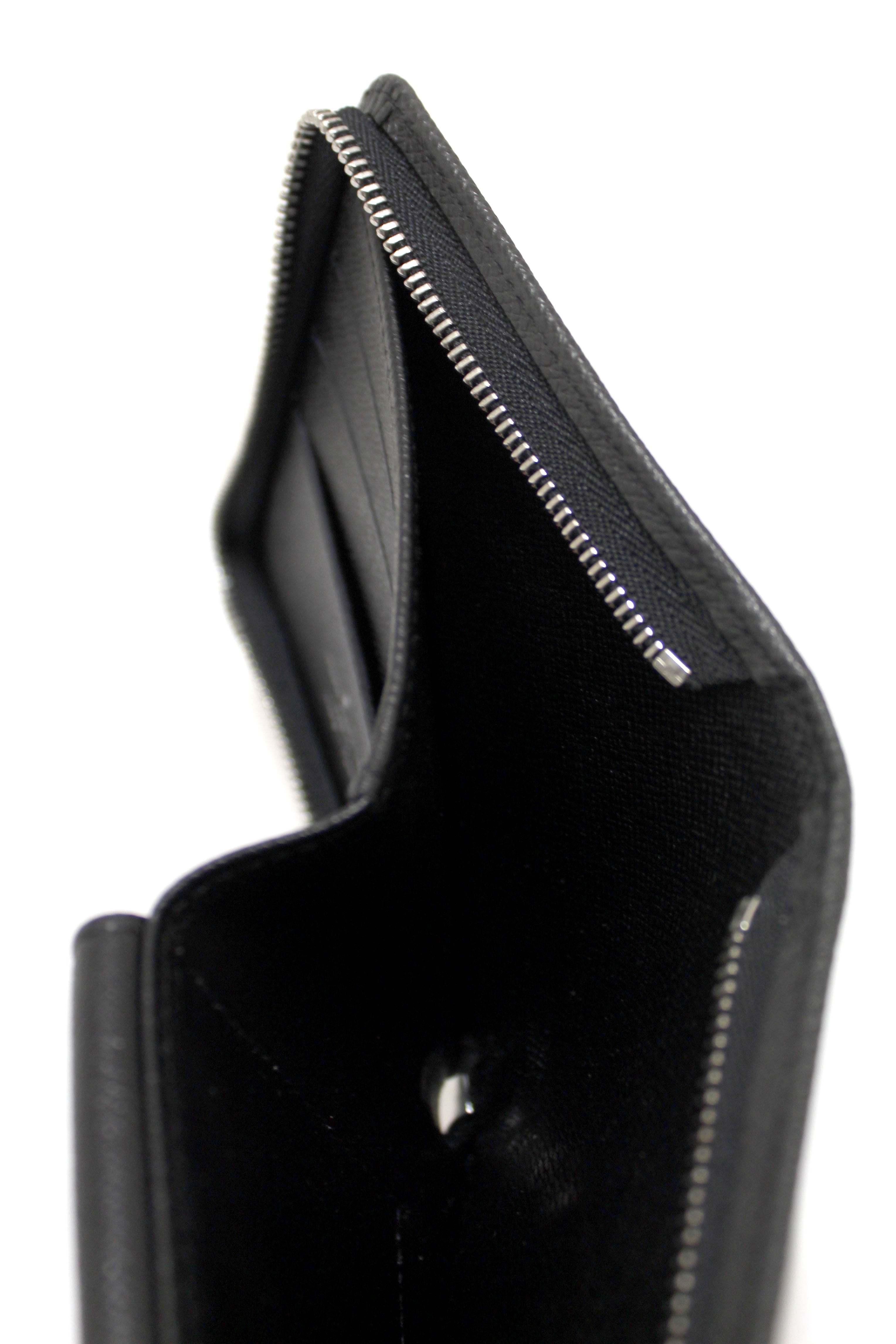 Authentic Louis Vuitton Black Taiga Leather Compact Zippy Men Wallet