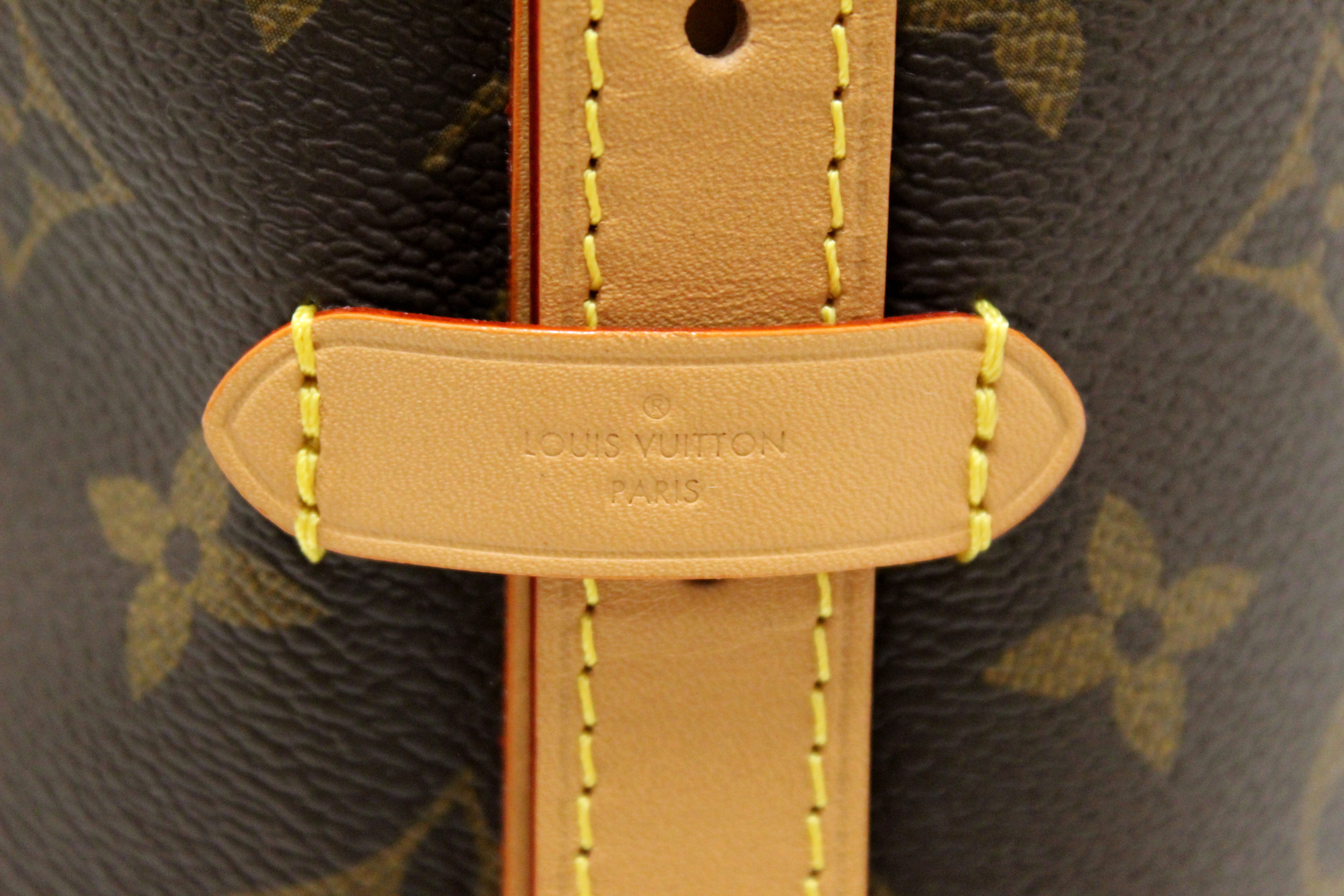 Authentic Louis Vuitton Classic Monogram Carryall mm Hobo Shoulder Tote