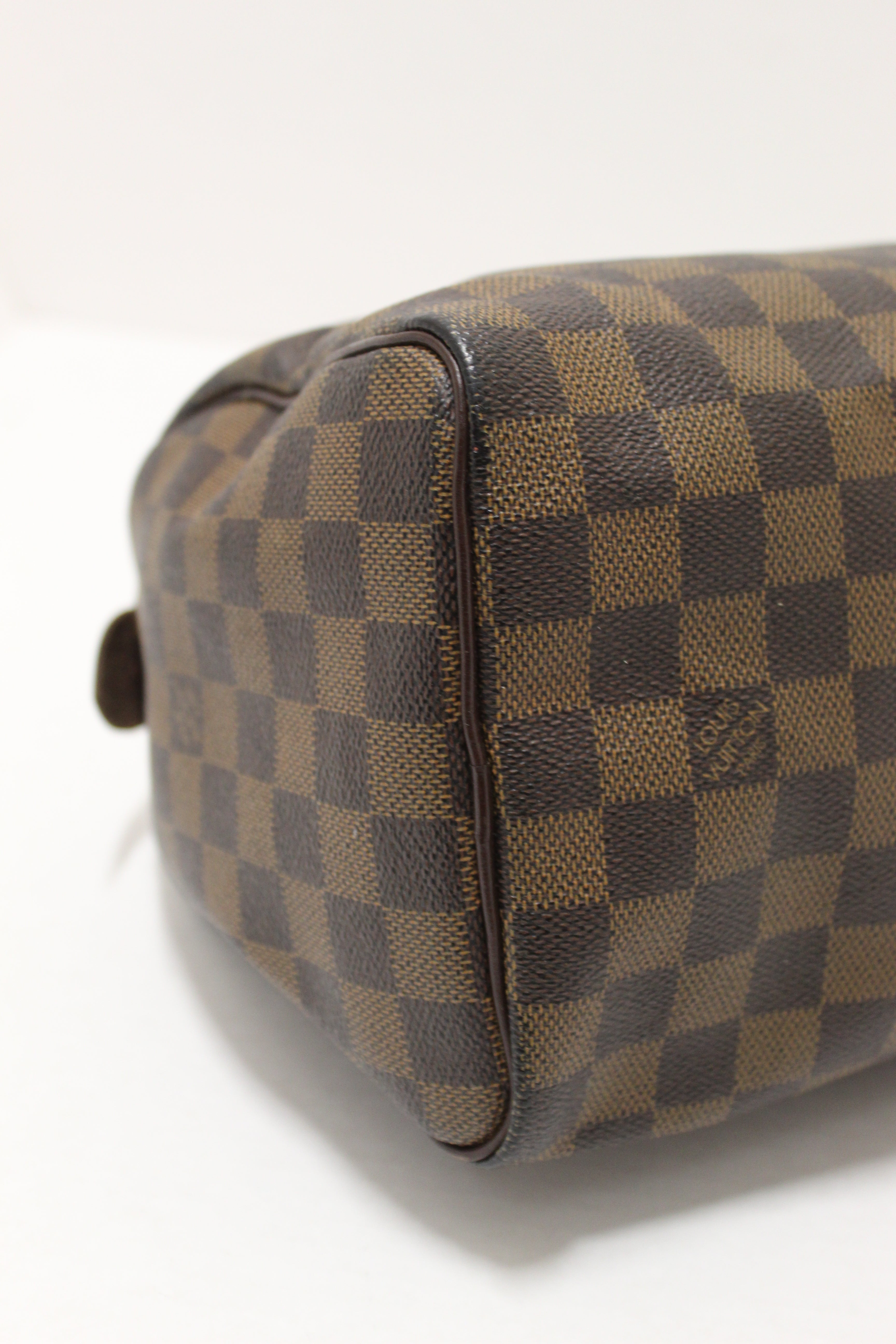 Authentic Louis Vuitton Damier Ebene Speedy 25 Hand Bag