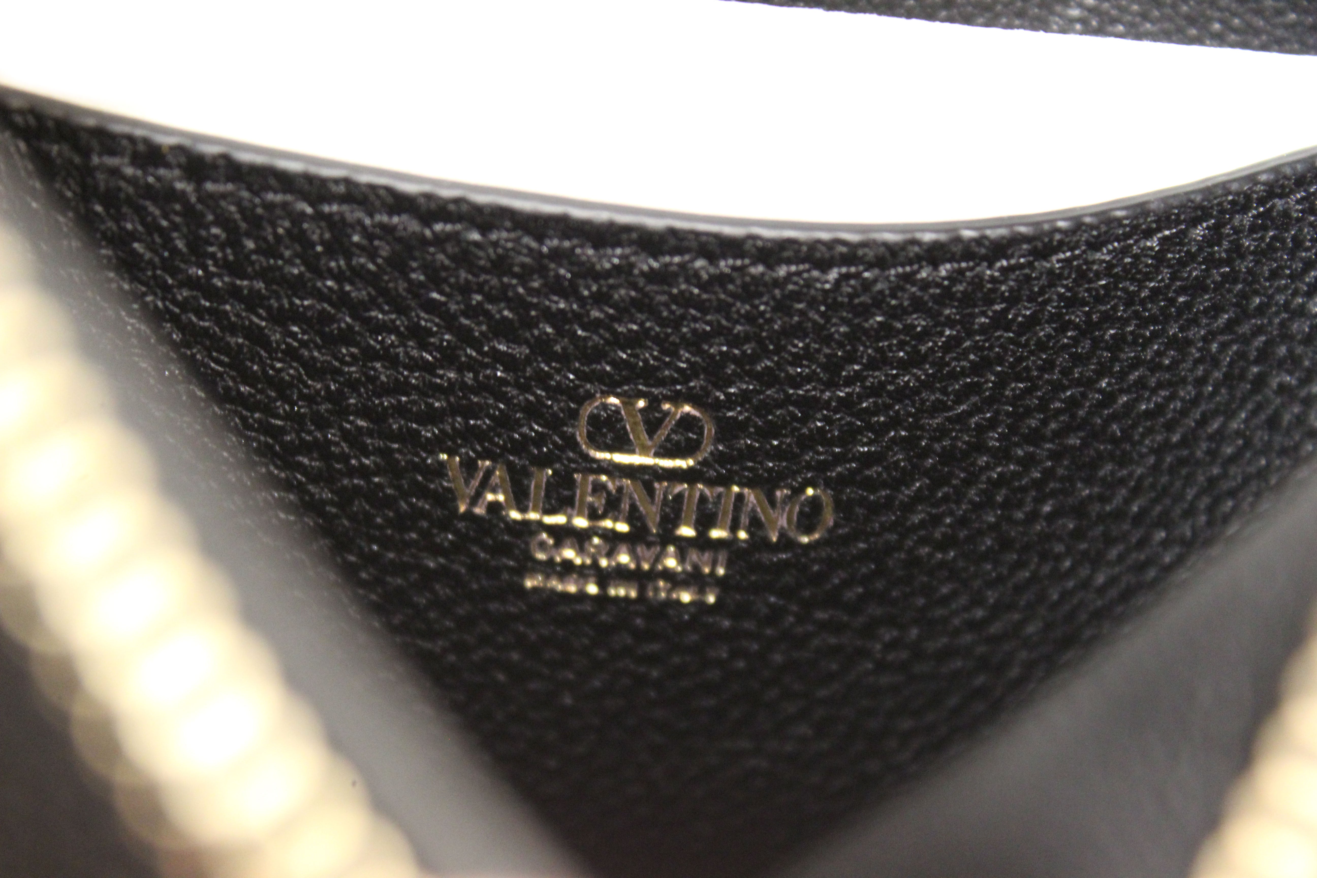 Authentic NEW Valentino Garavani Rockstud Black Grainy Calfskin Leather Small Hobo Bag