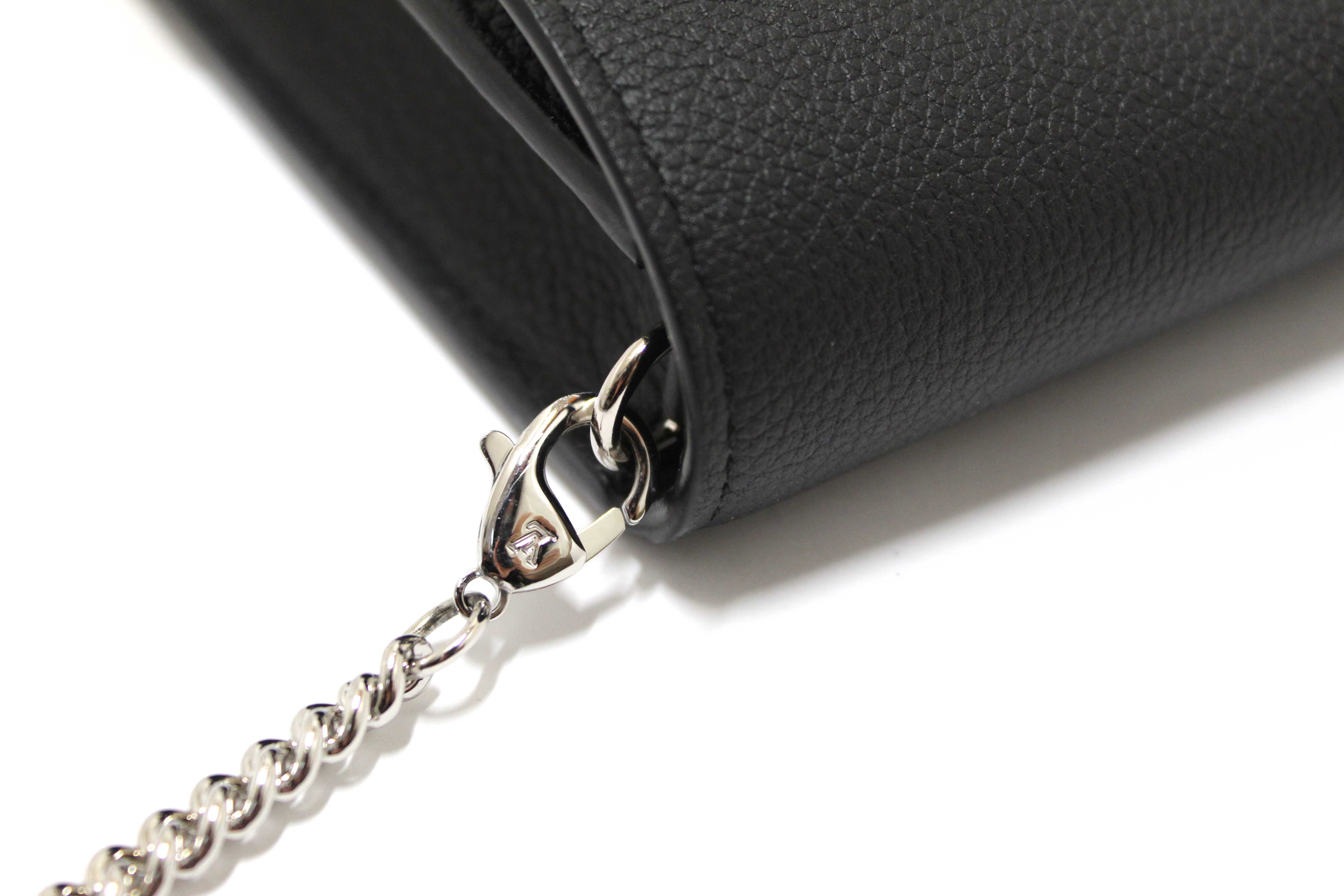 Authentic Louis Vuitton Black Calfskin Leather Mylockme Chain Pochette Bag