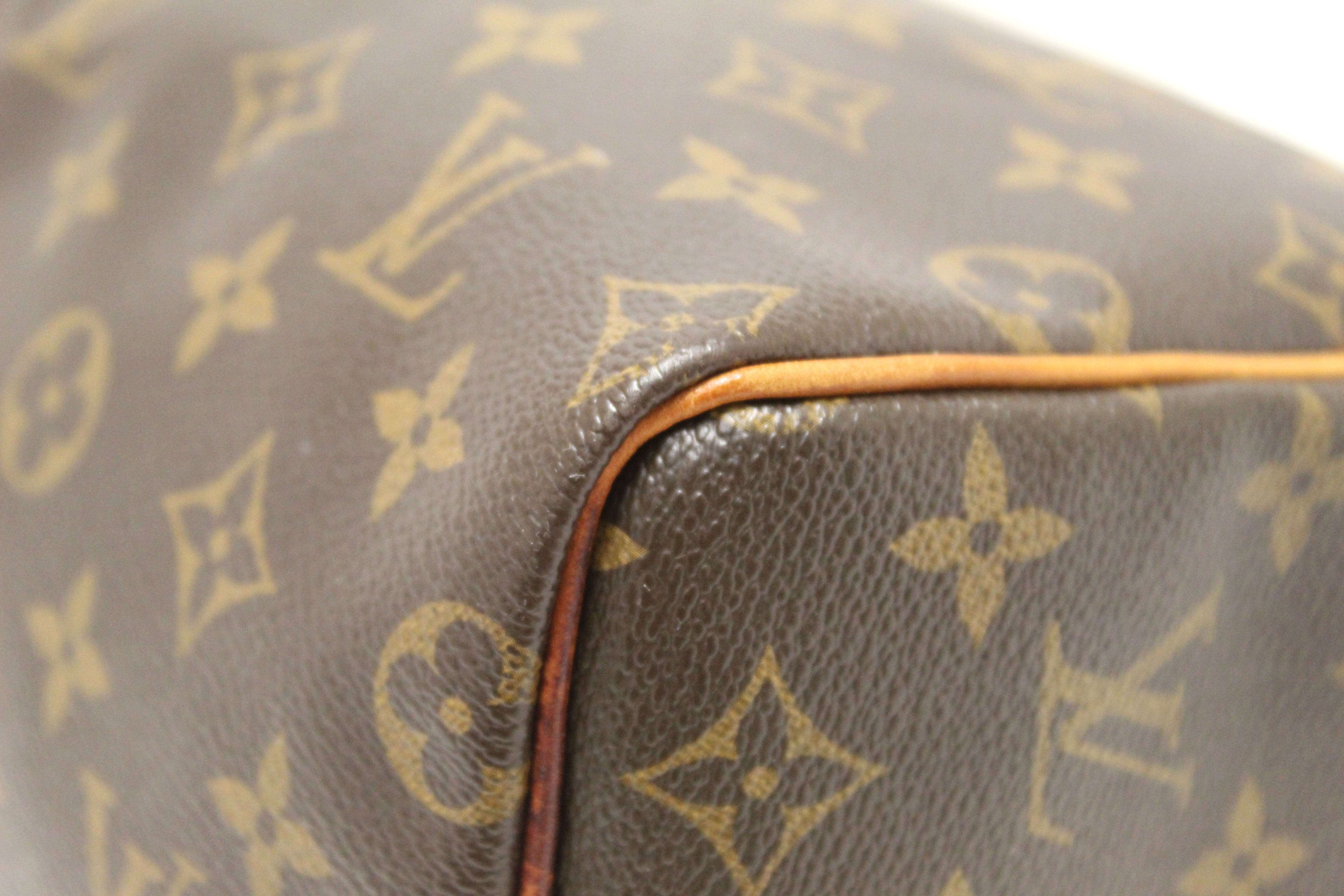 Authentic Louis Vuitton Classic Monogram Speedy 25 Bandouliere Bag