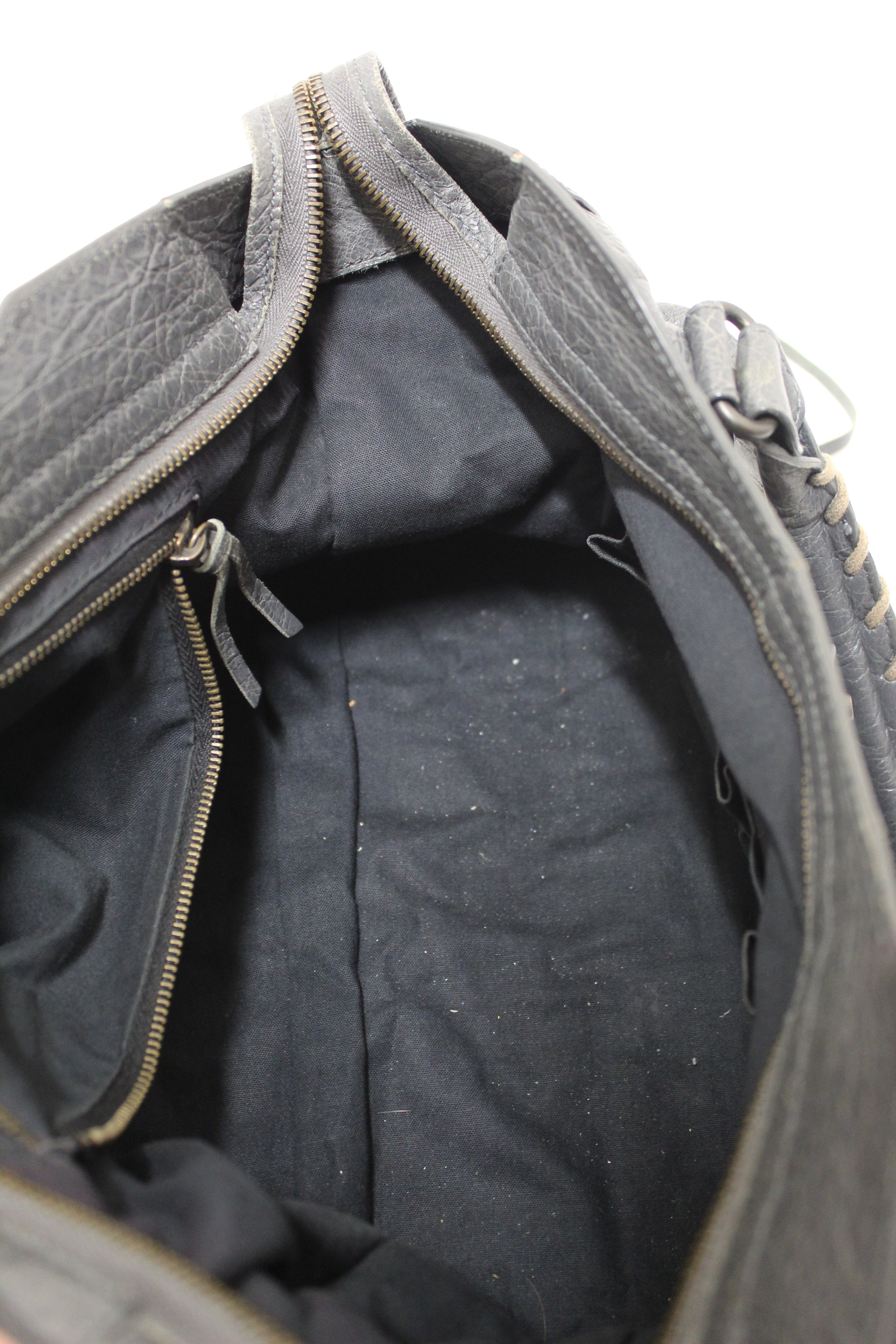 Authentic Balenciaga Grey Classic City Lambskin Leather Shoulder Bag