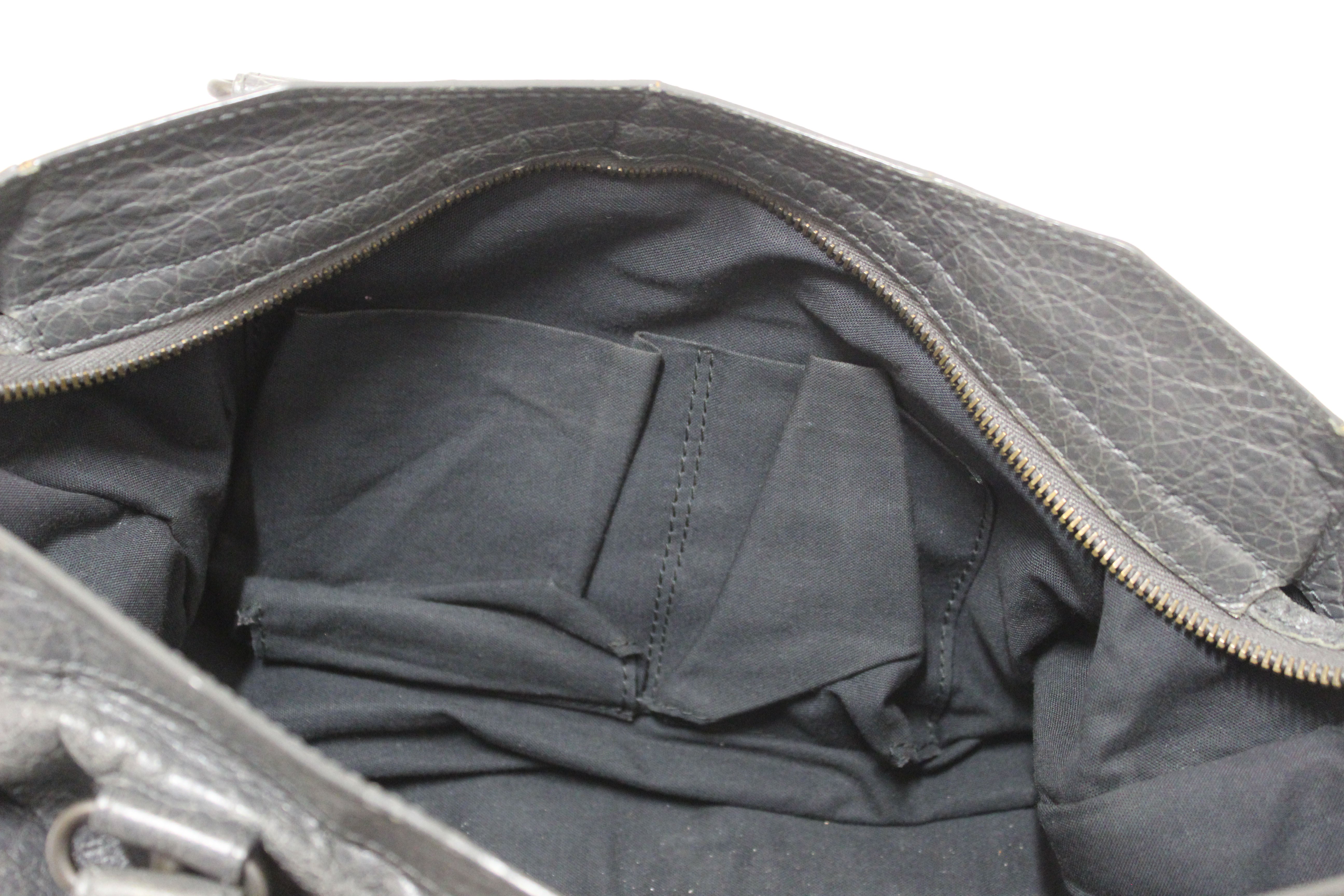 Authentic Balenciaga Grey Classic City Lambskin Leather Shoulder Bag
