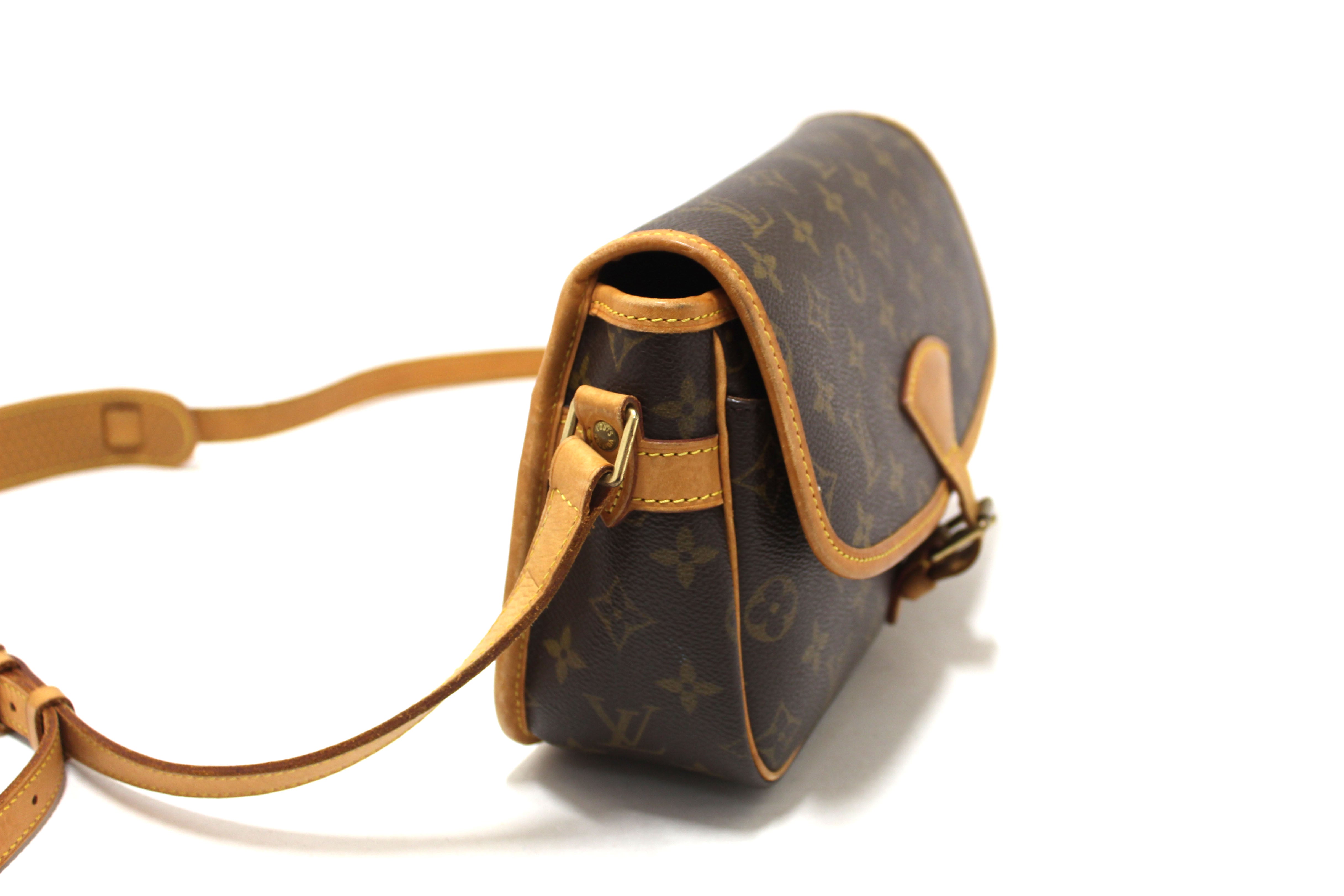 Authentic Louis Vuitton Classic Monogram Sologne Messenger Bag