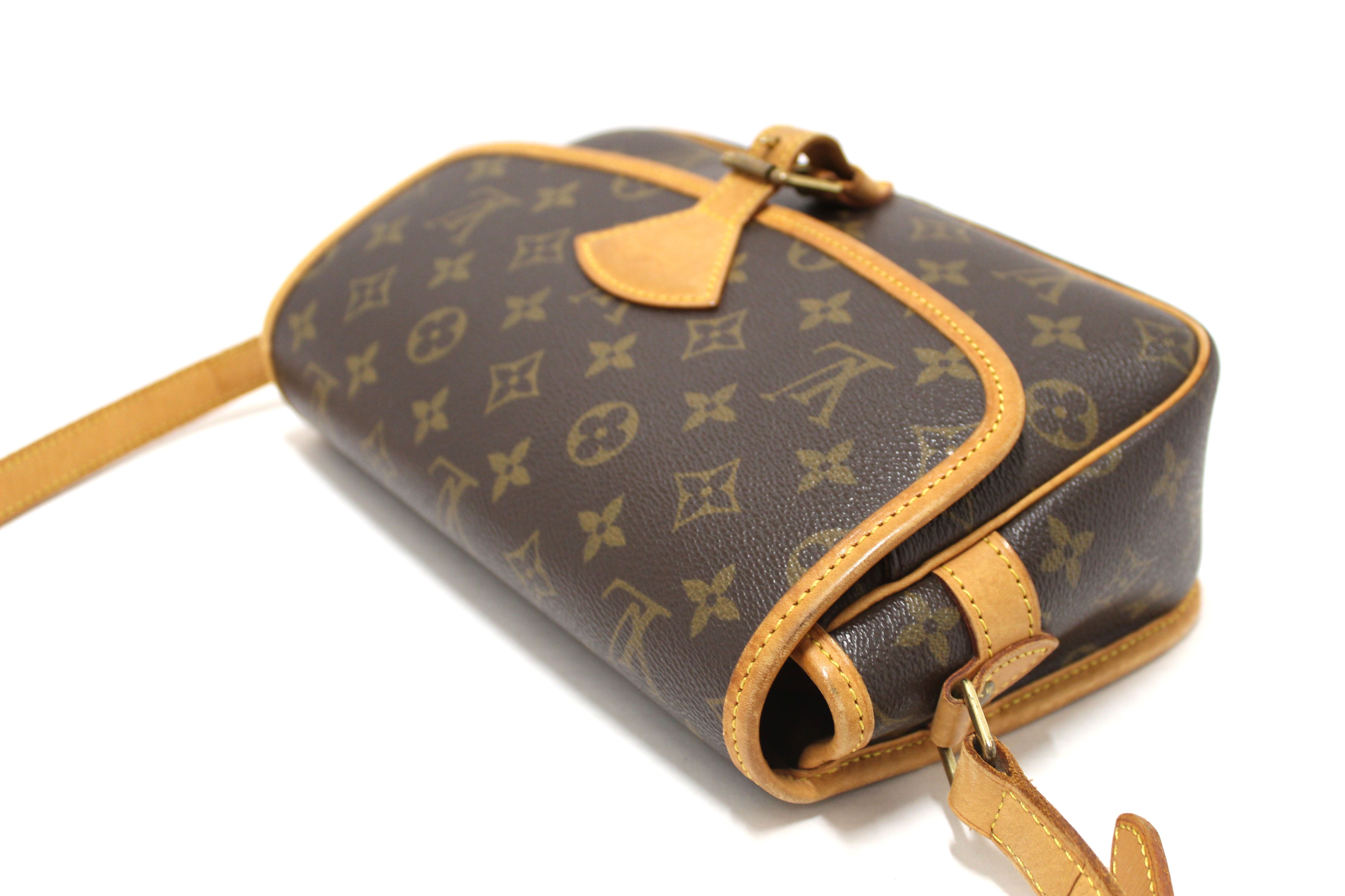 Authentic Louis Vuitton Classic Monogram Sologne Messenger Bag