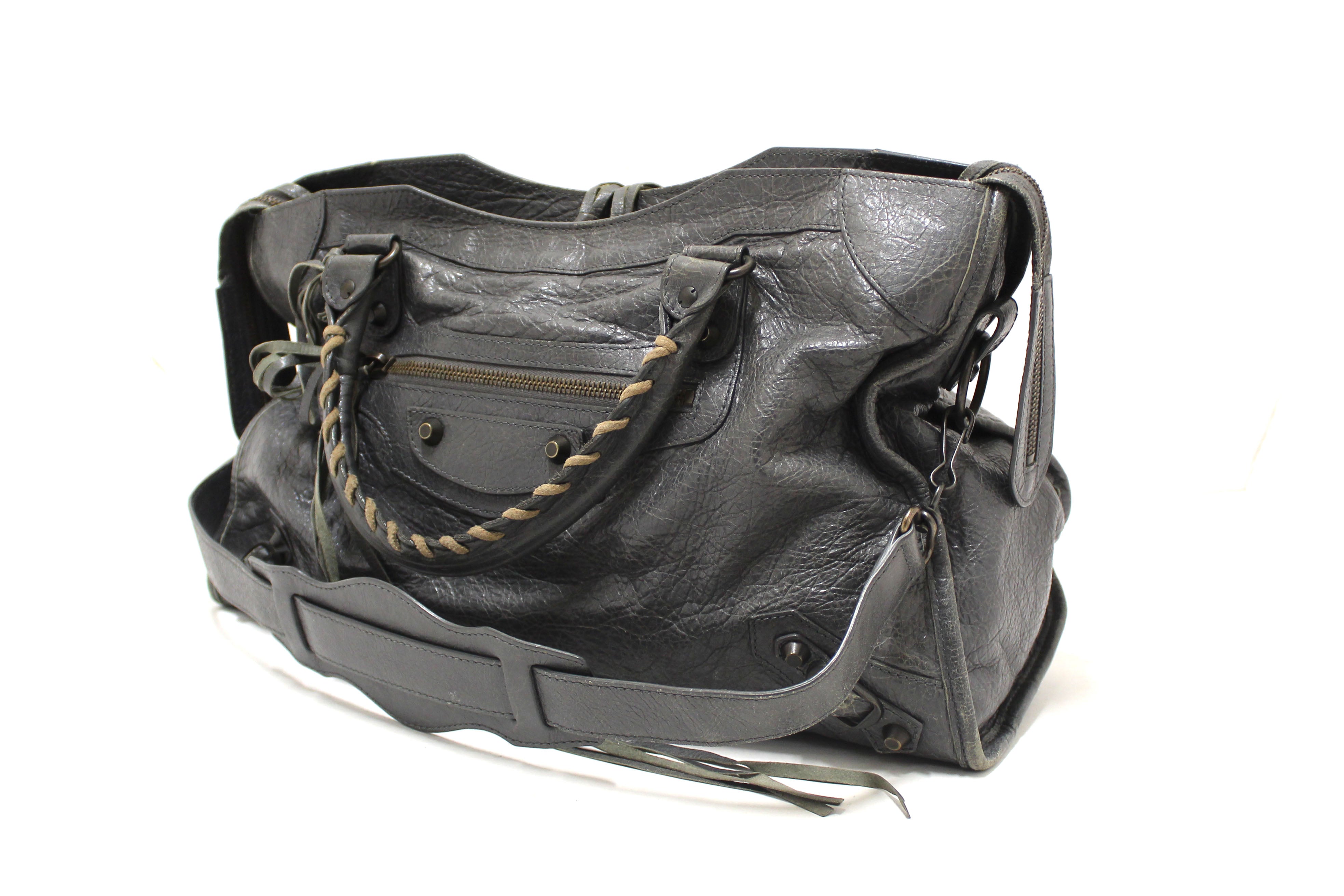 Authentic Balenciaga Grey Classic City Lambskin Leather Shoulder Bag