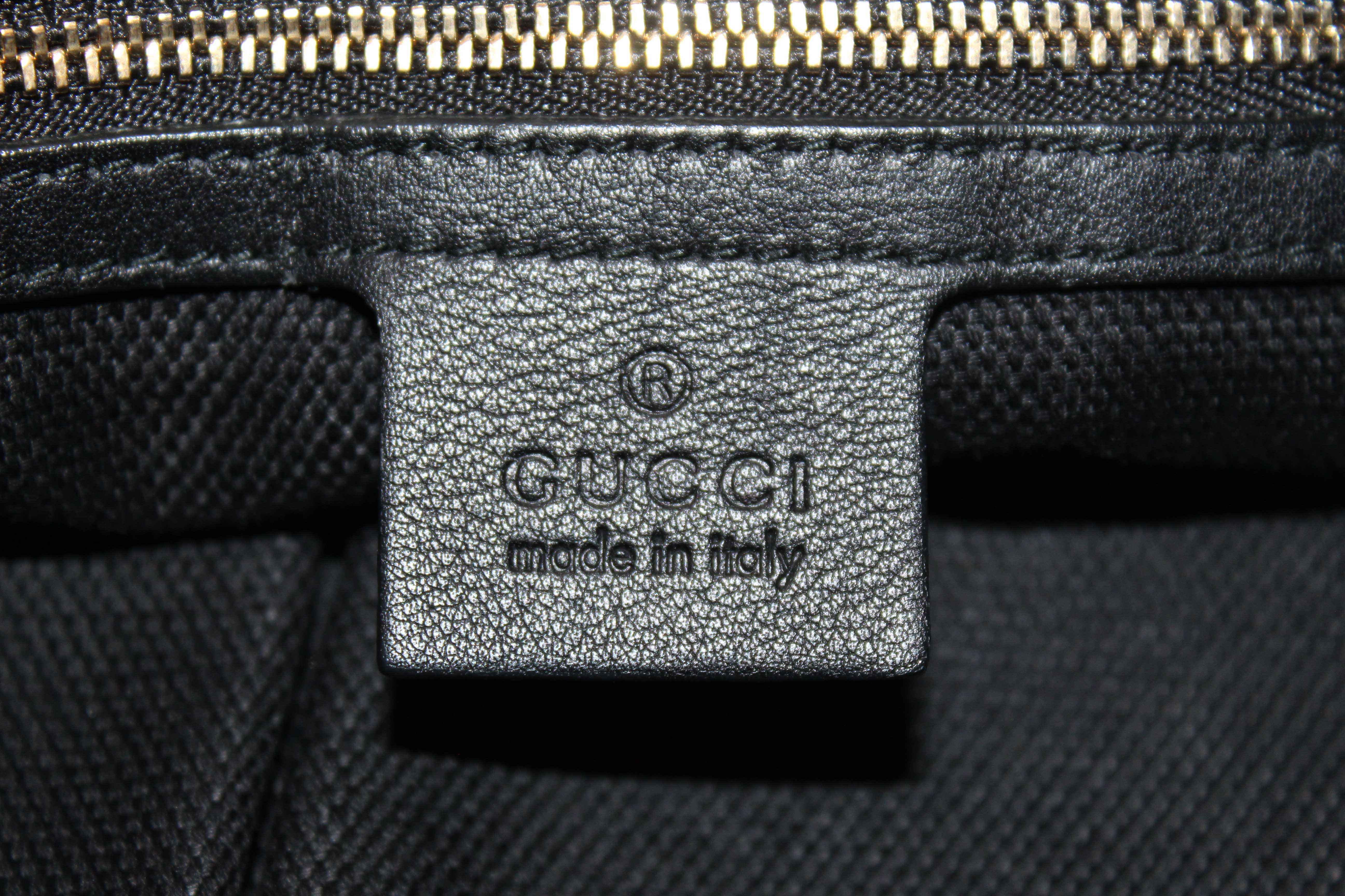 Authentic Gucci Black Patent Leather Medium Soho Chain Shoulder Bag 308982