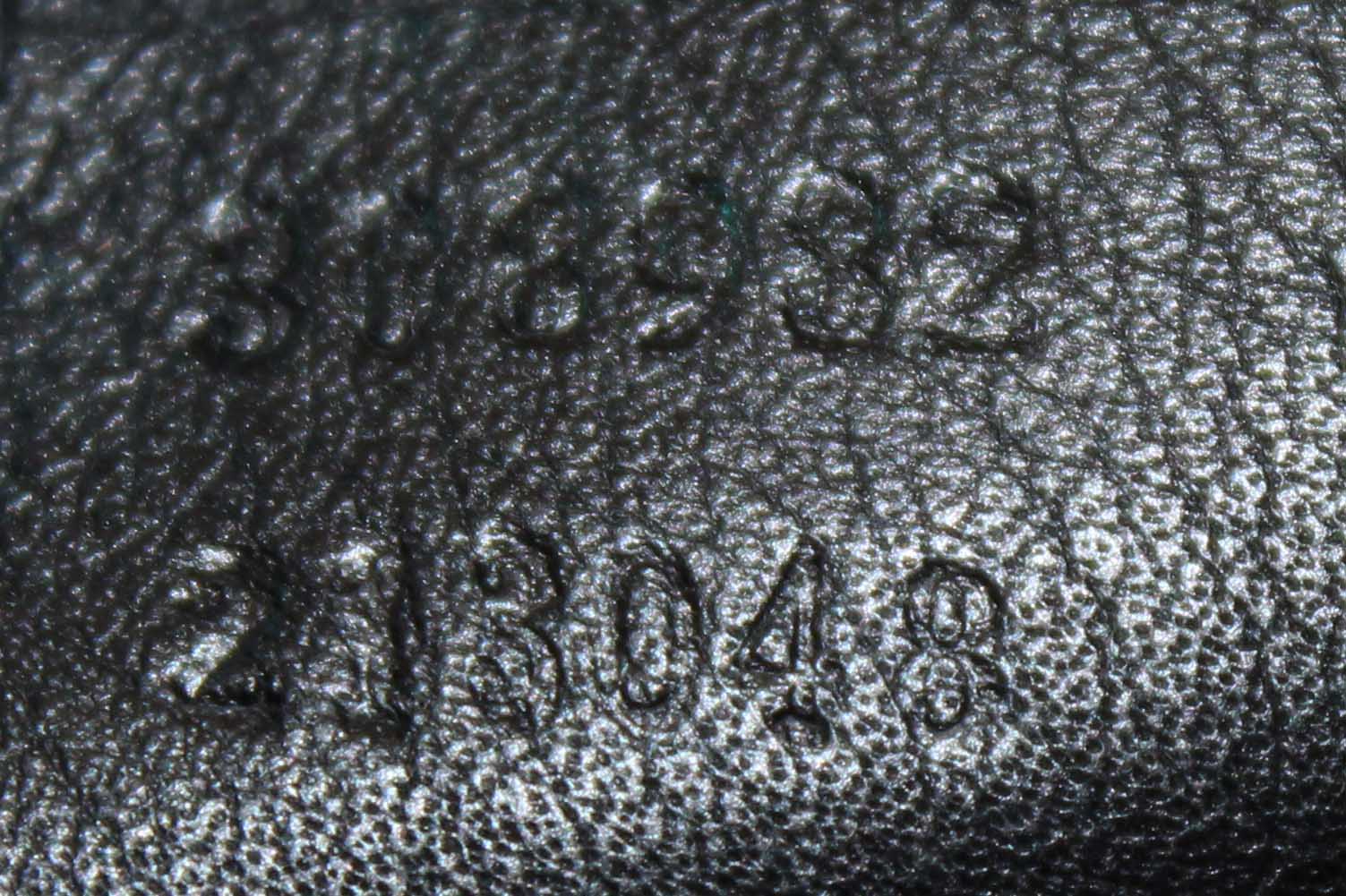 Authentic Gucci Black Patent Leather Medium Soho Chain Shoulder Bag 308982