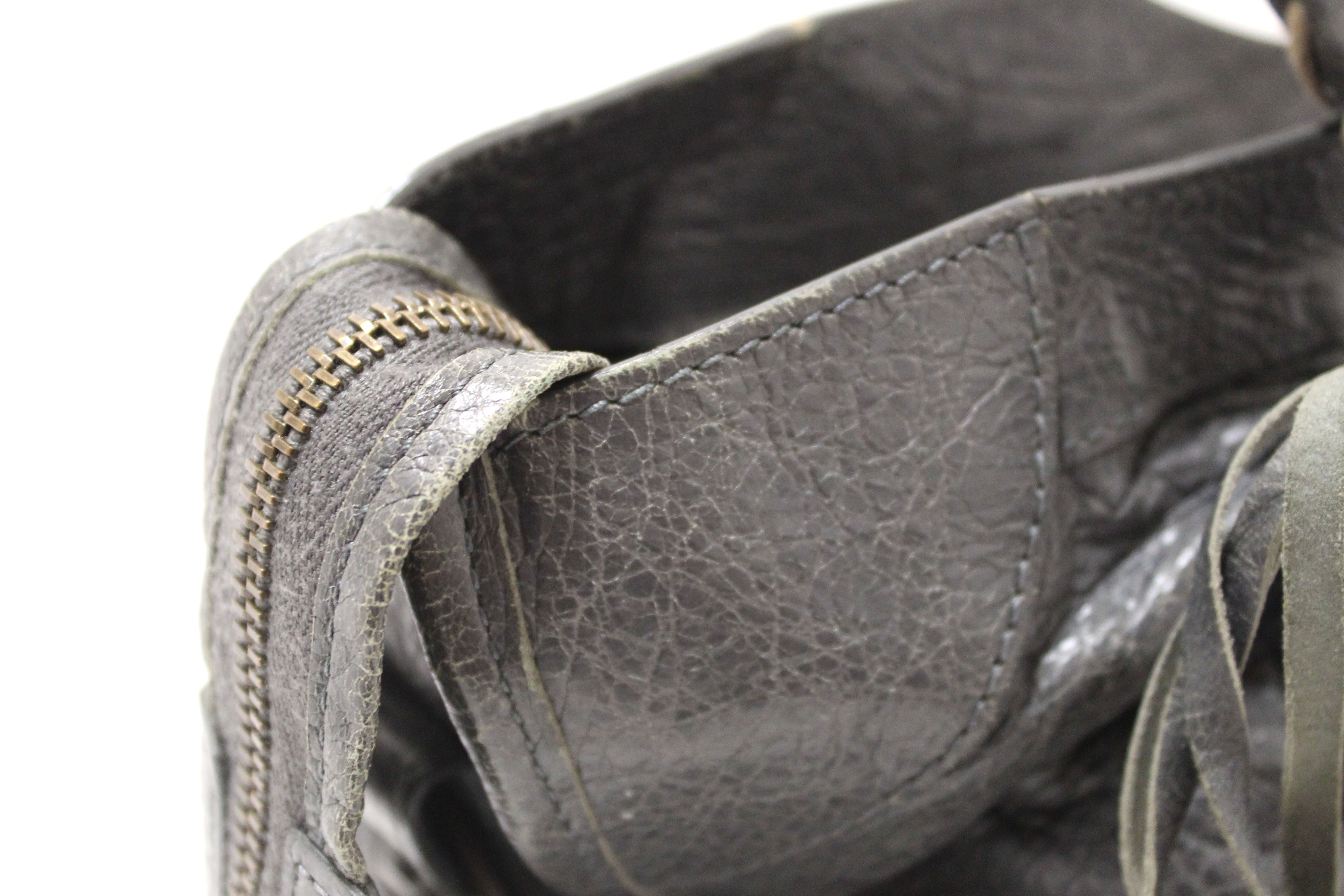 Authentic Balenciaga Grey Classic City Lambskin Leather Shoulder Bag