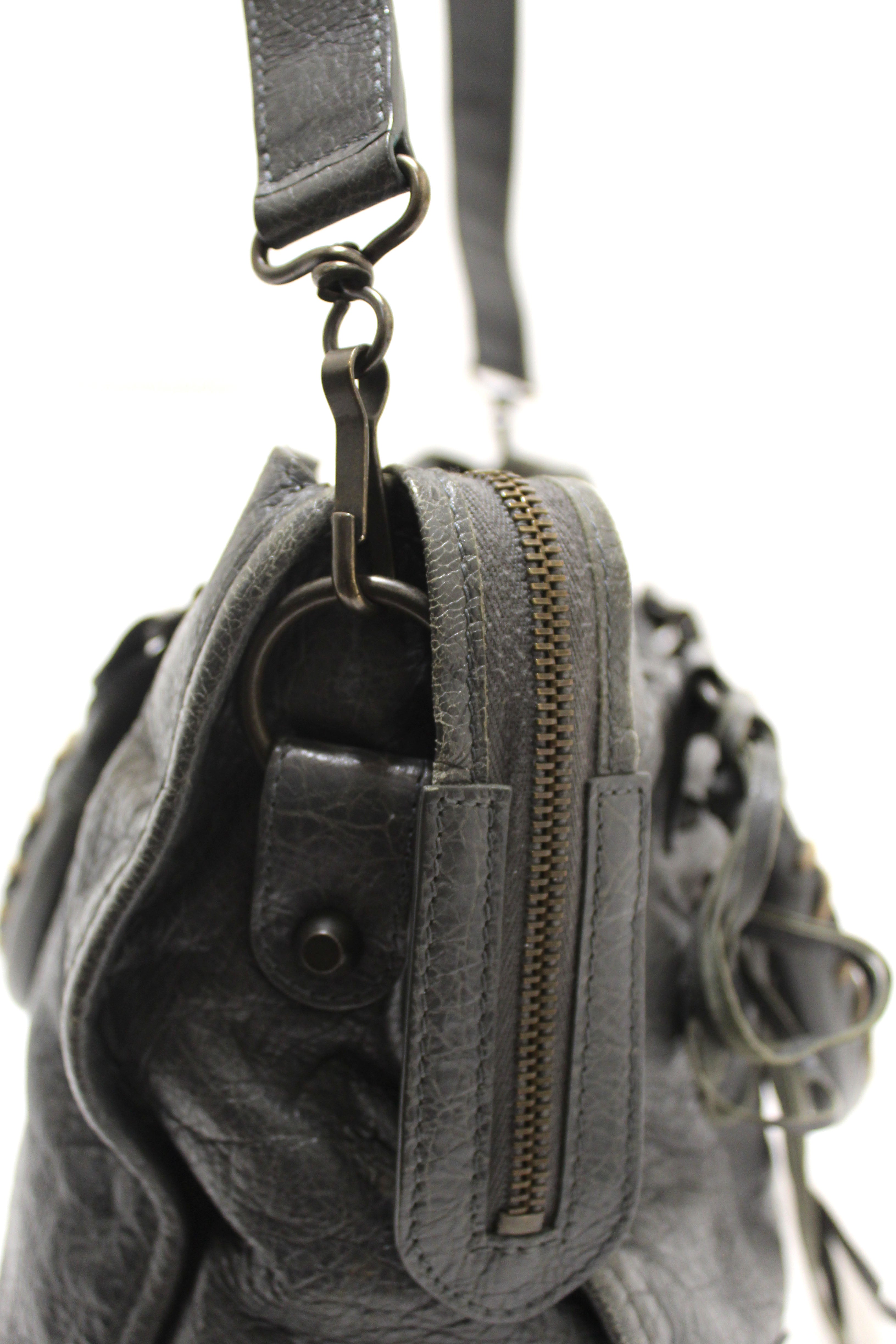 Authentic Balenciaga Grey Classic City Lambskin Leather Shoulder Bag