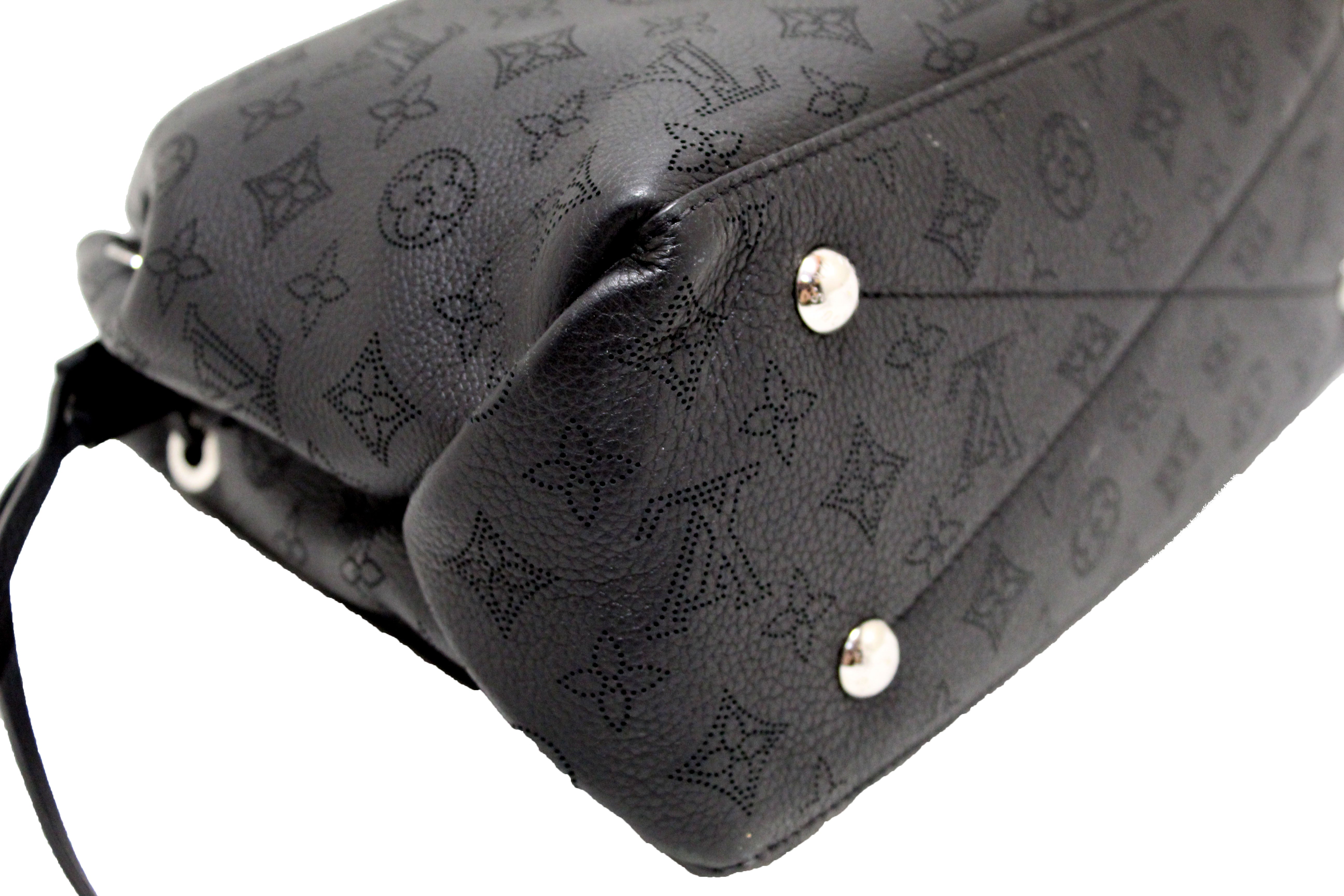 Louis Vuitton Flight Mode Monogram Mahina Bella Tote - Black Handle Bags,  Handbags - LOU741990