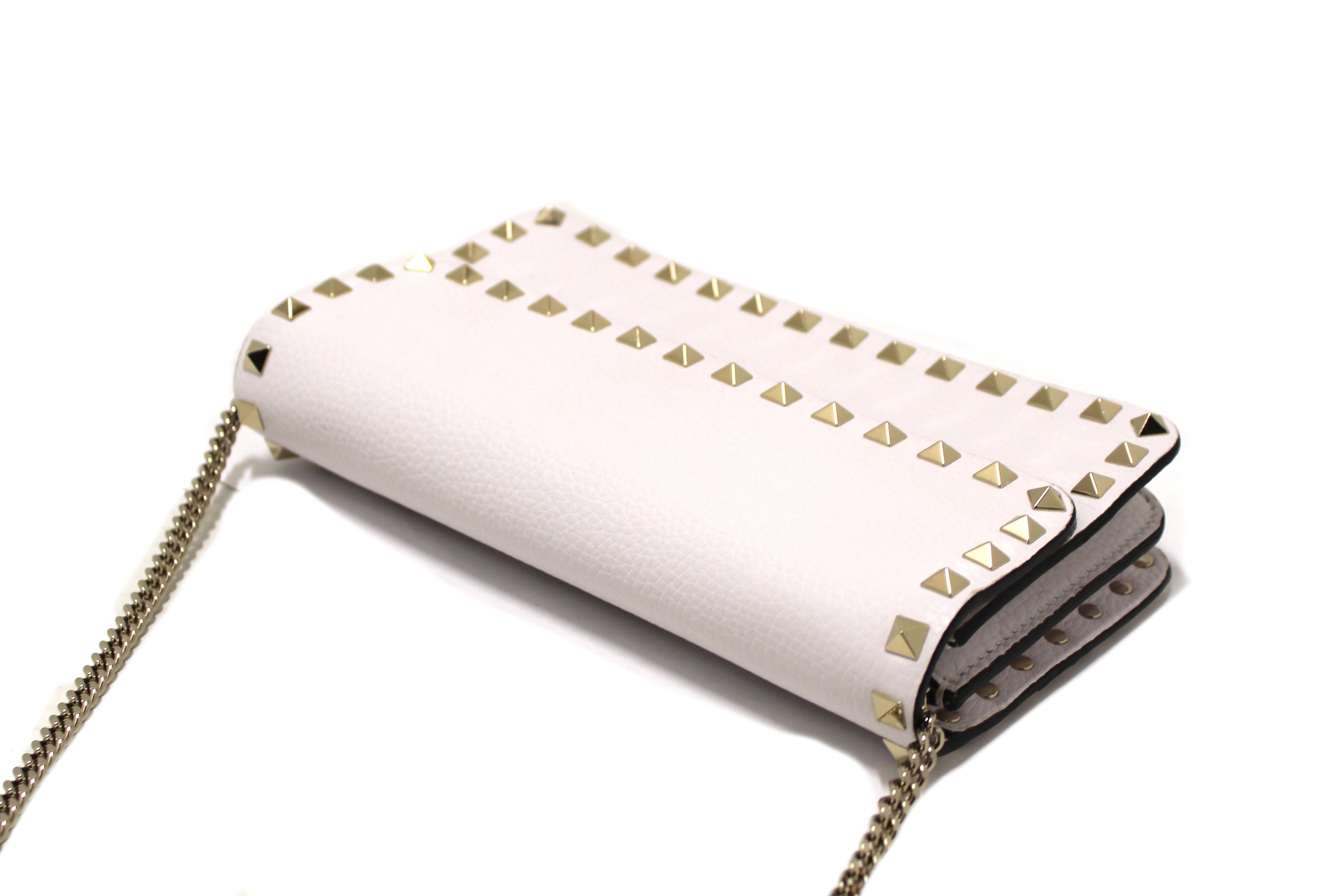 Authentic Valentino Garavani Rockstud White Grainy Calfskin Leather Wallet with Chain